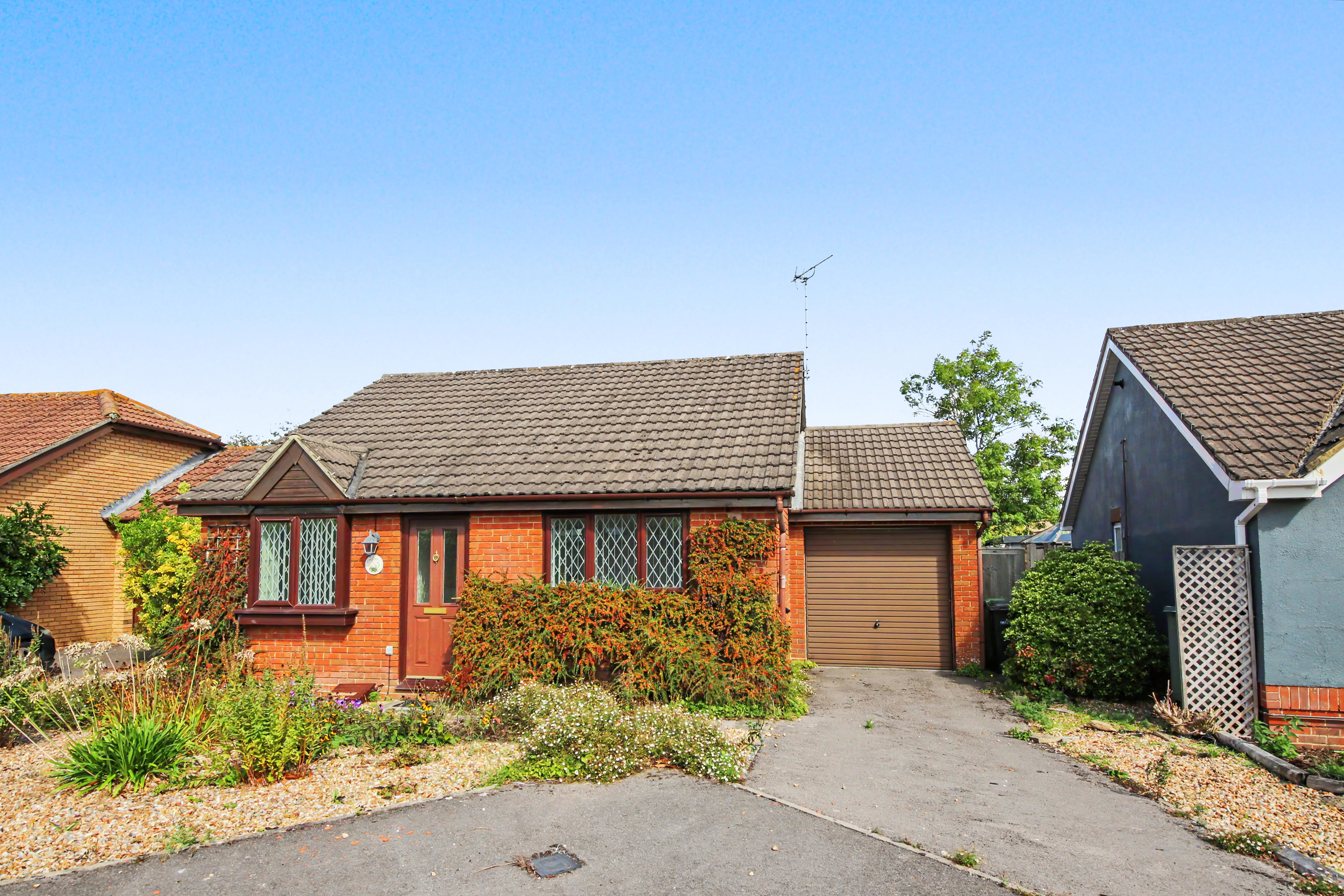 Garratt Close, Hedge End, SO30