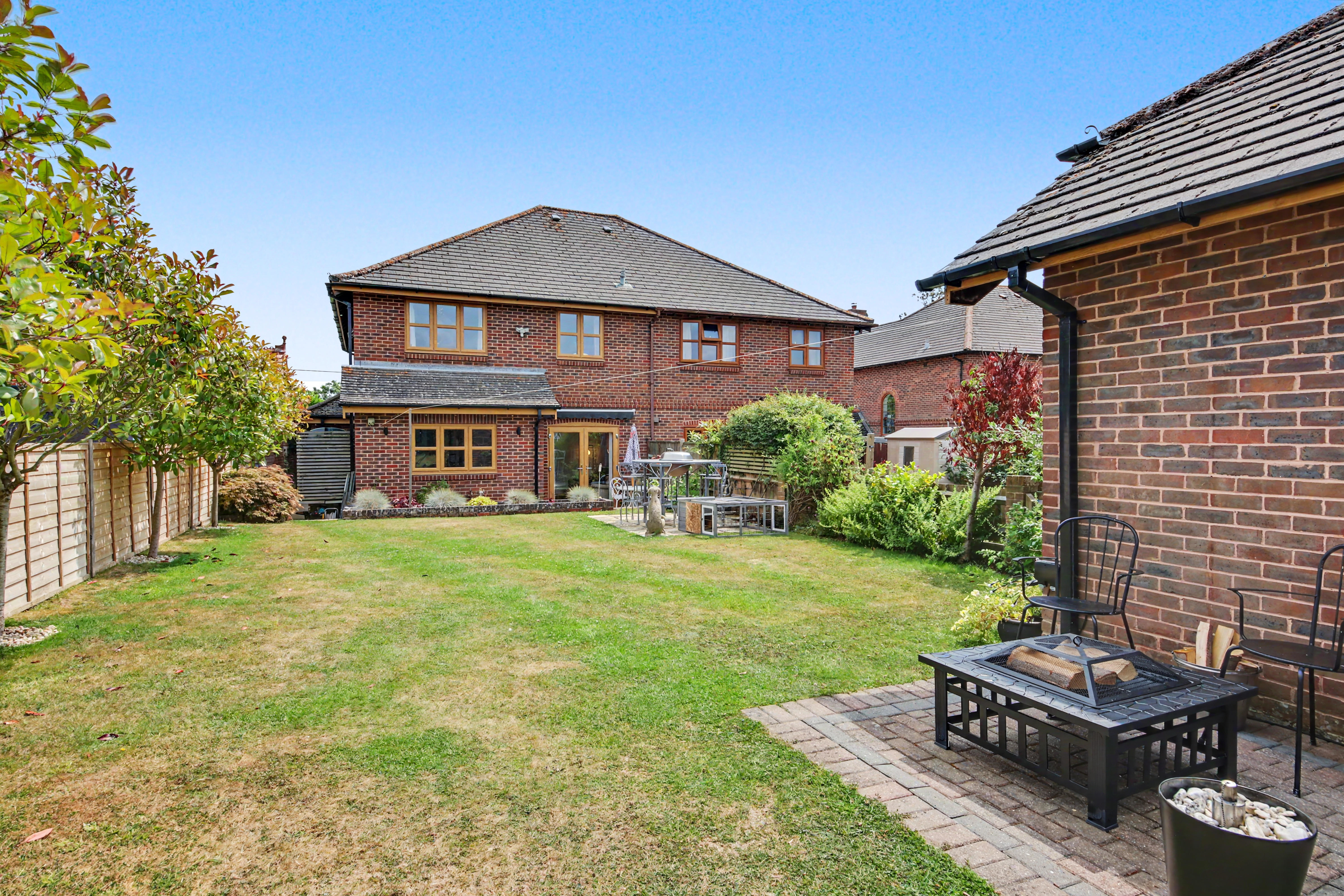 Trampers Lane, North Boarhunt, PO17, photo 18
