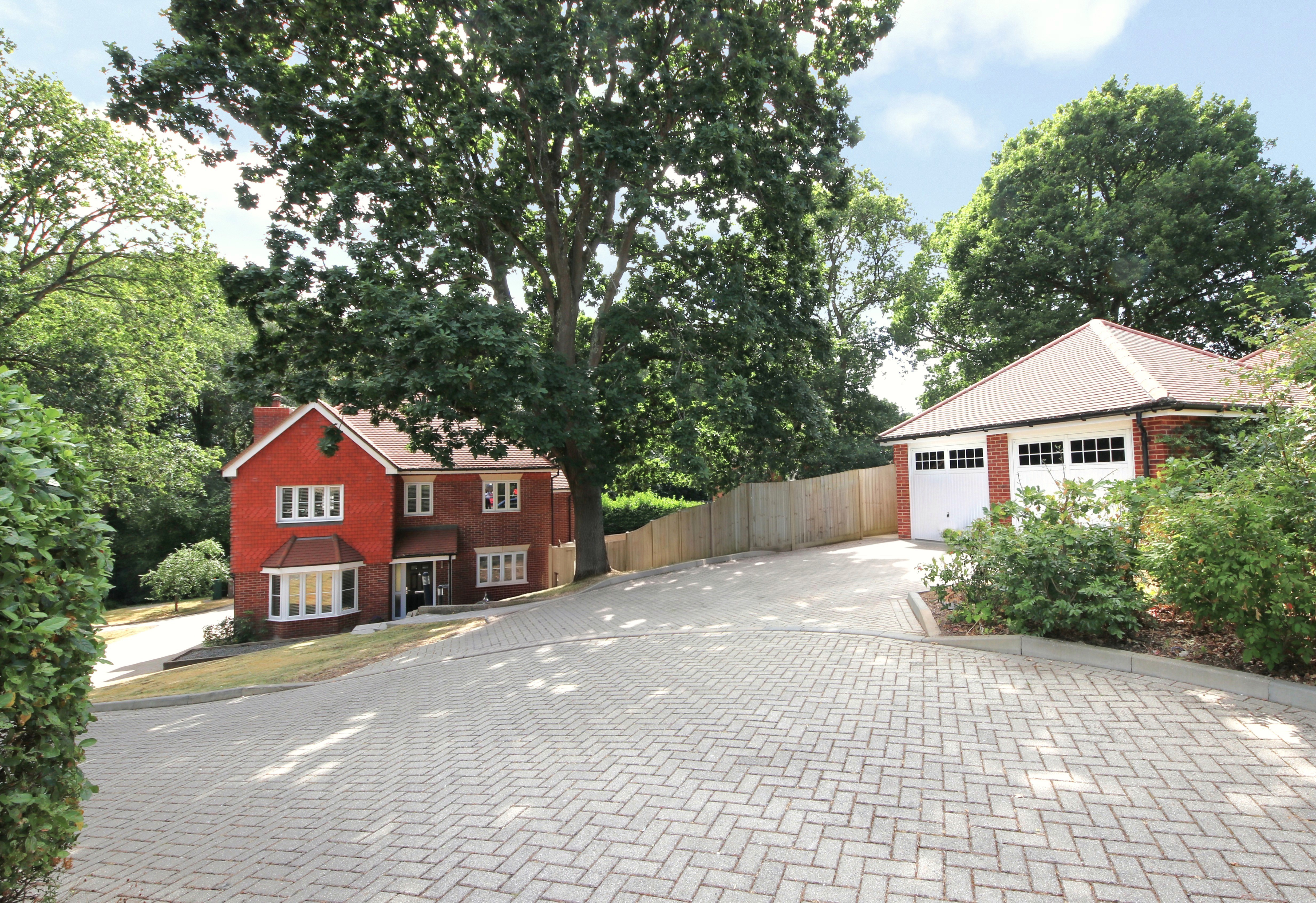 Heath House Lane, Hedge End, SO30
