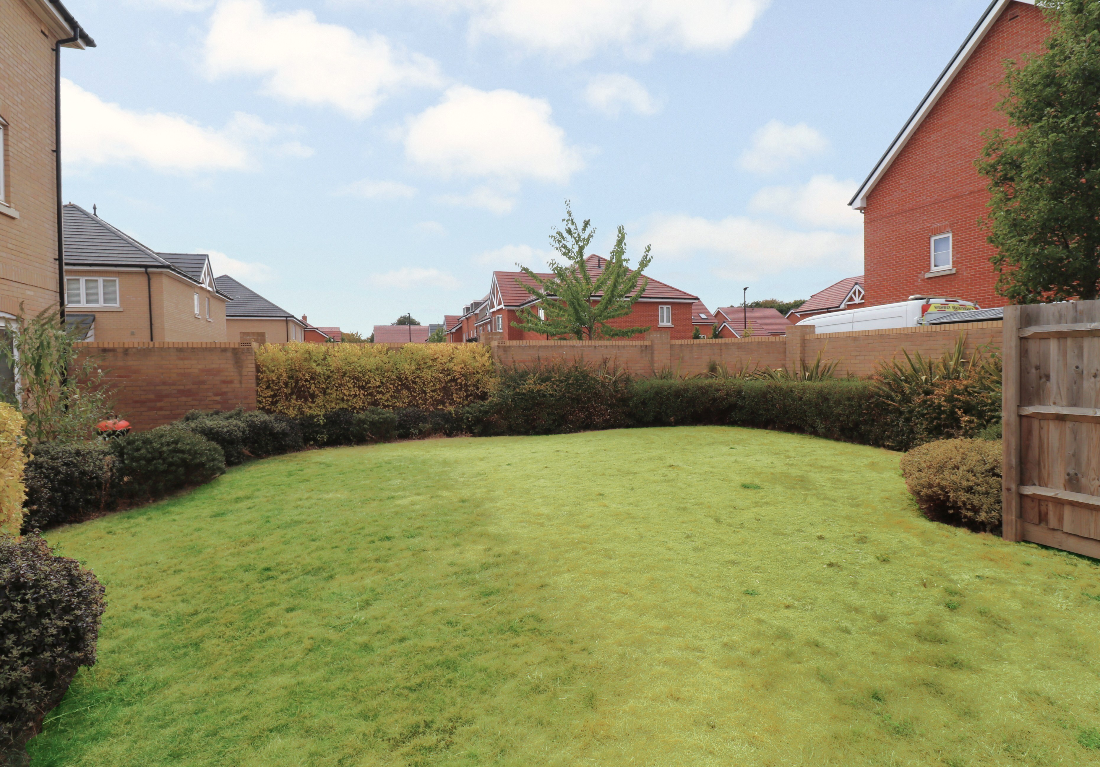 Gauntlet Drive, Netley Abbey, SO31, photo 13