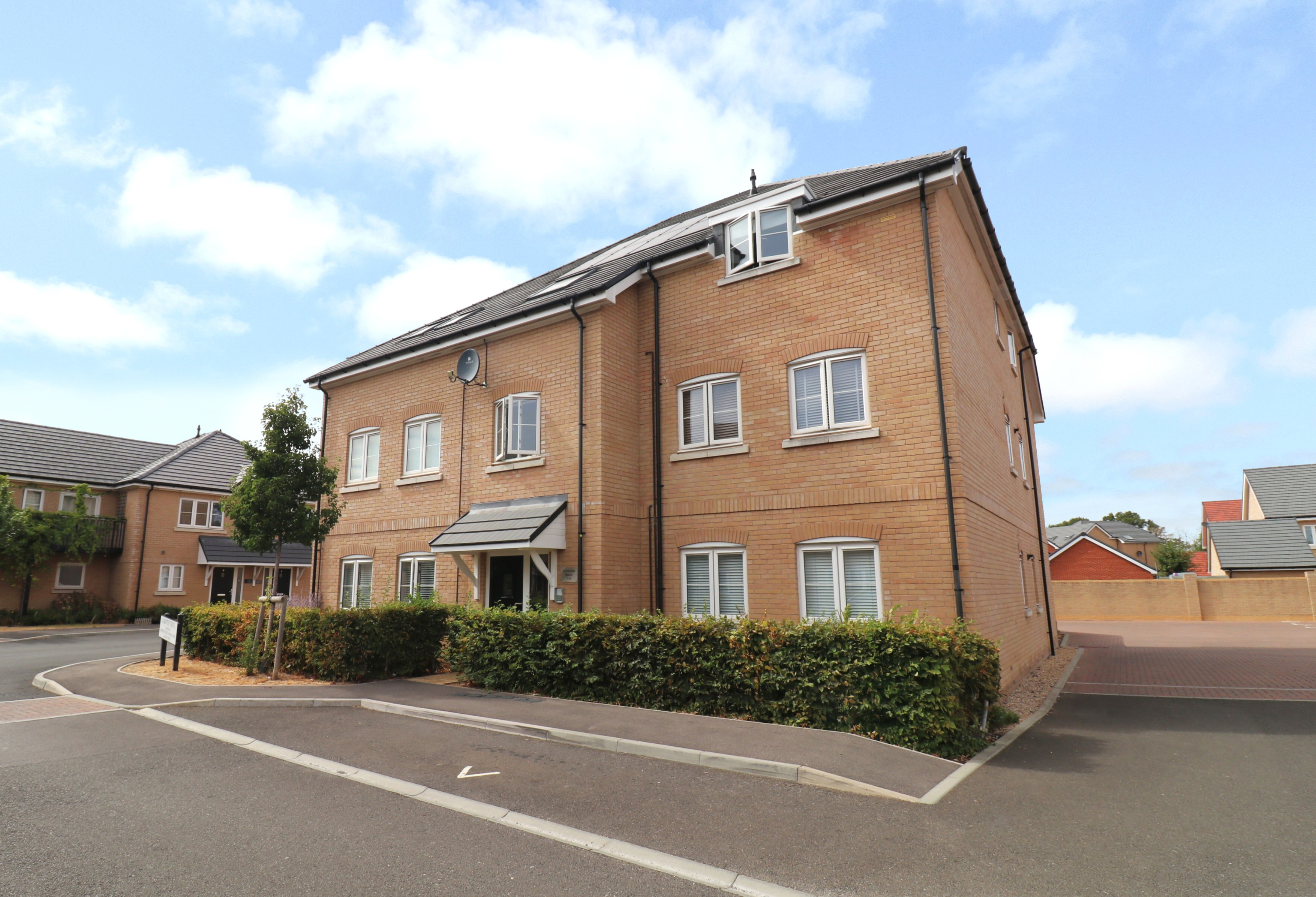 Gauntlet Drive, Netley Abbey, SO31, photo 15