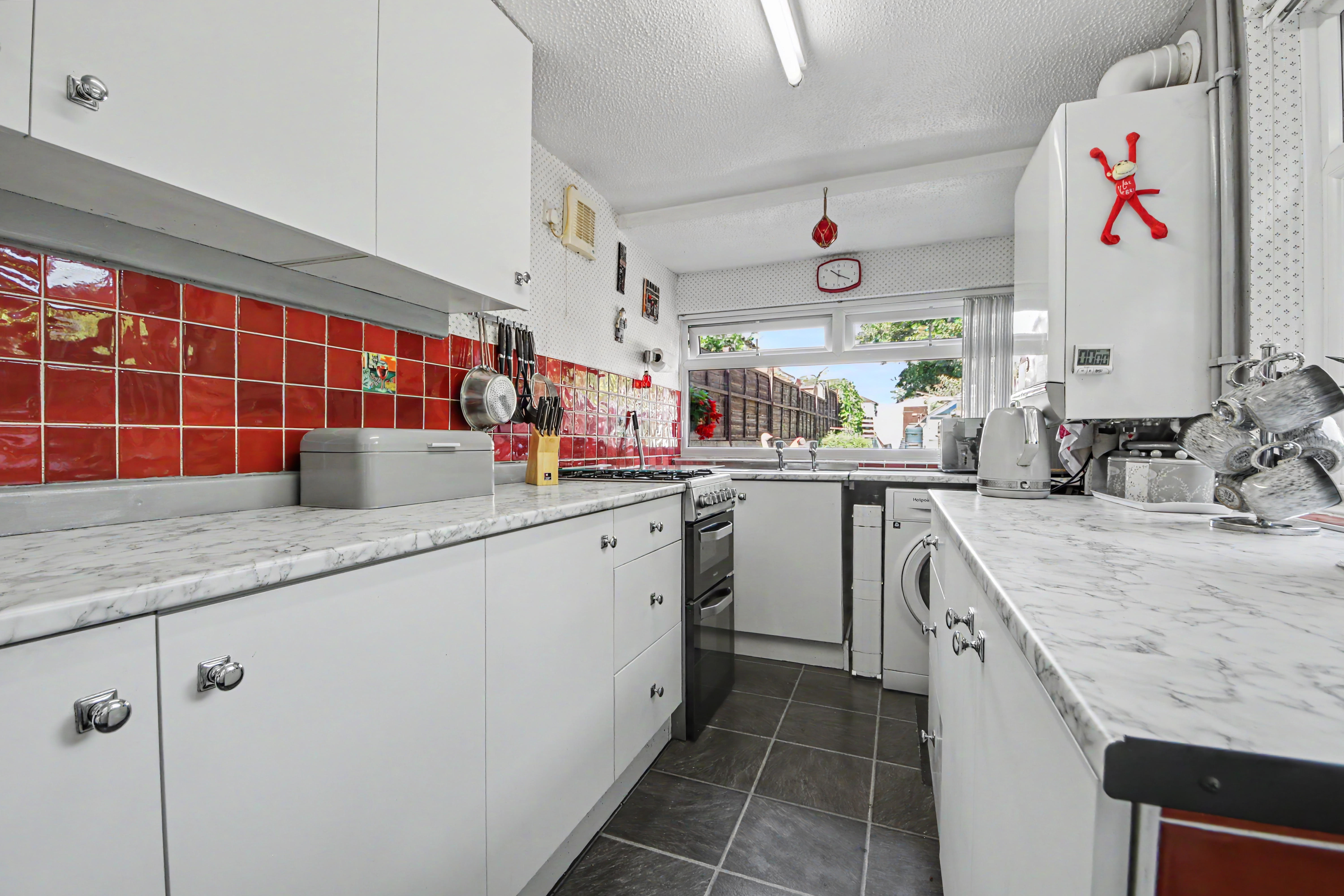 Priory Road, St Denys, SO17, photo 3