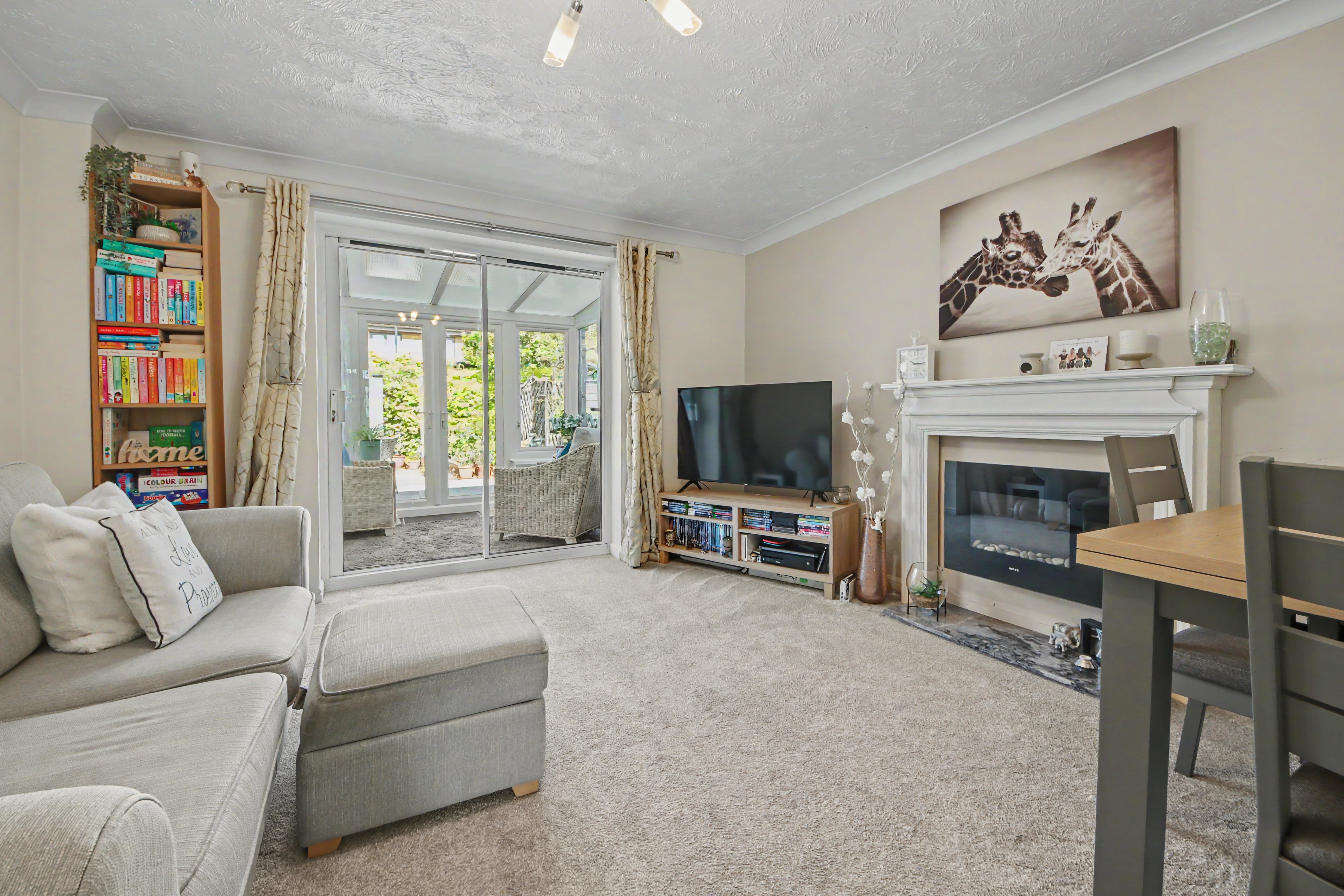 Hulton Close, Waterside Park, SO19, photo 2