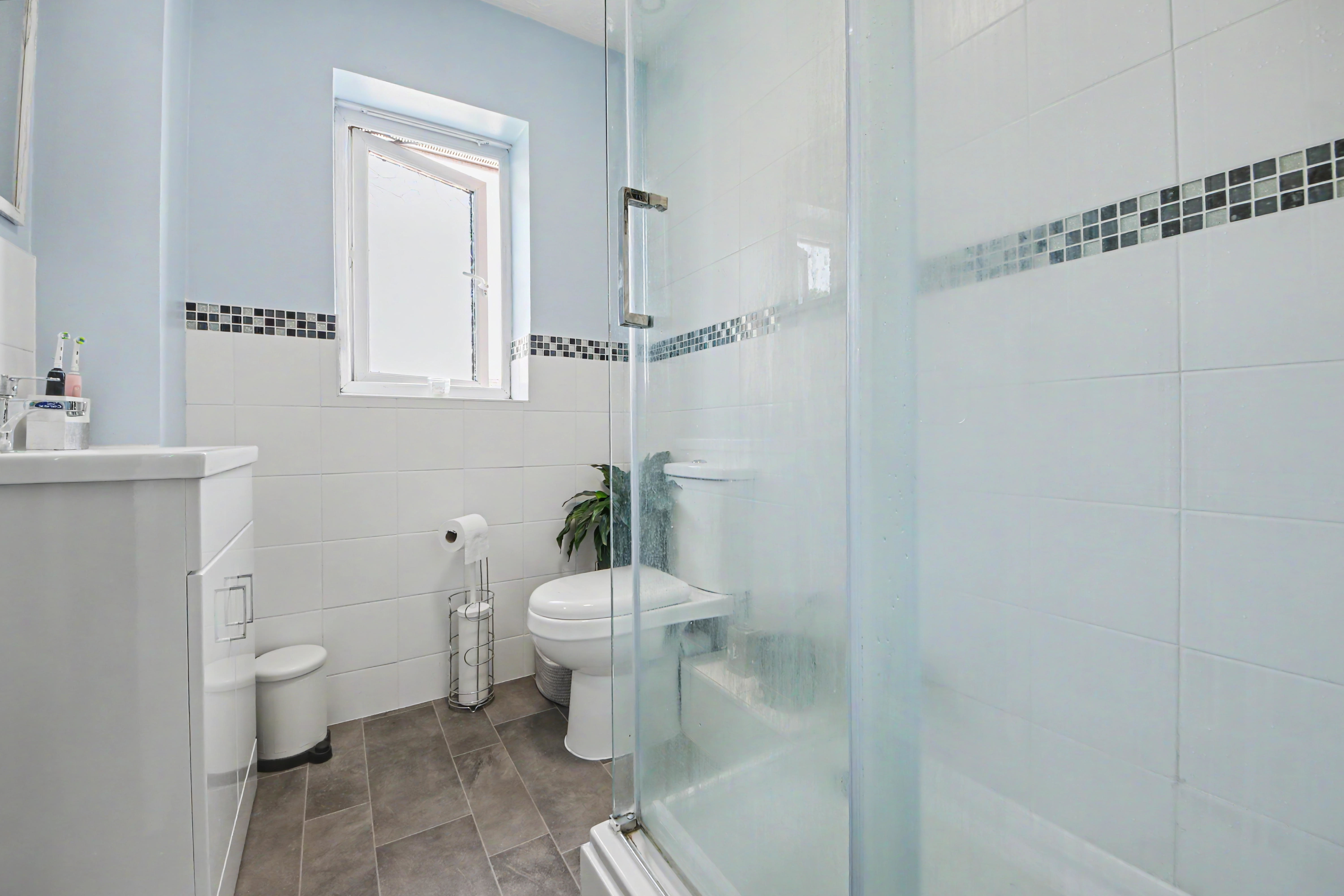 Hulton Close, Waterside Park, SO19, photo 6