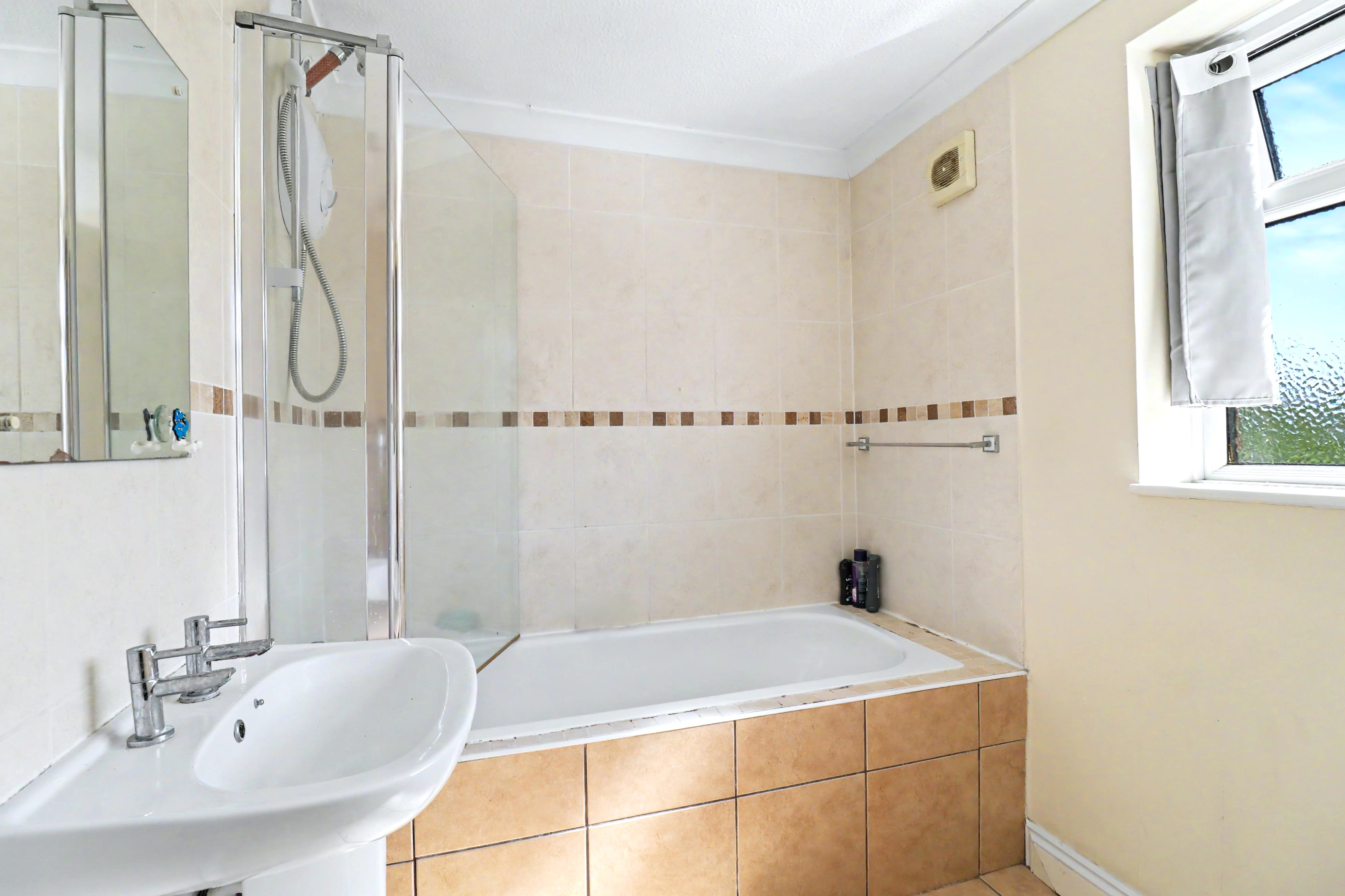 Haileybury Gardens, Hedge End, SO30, photo 7