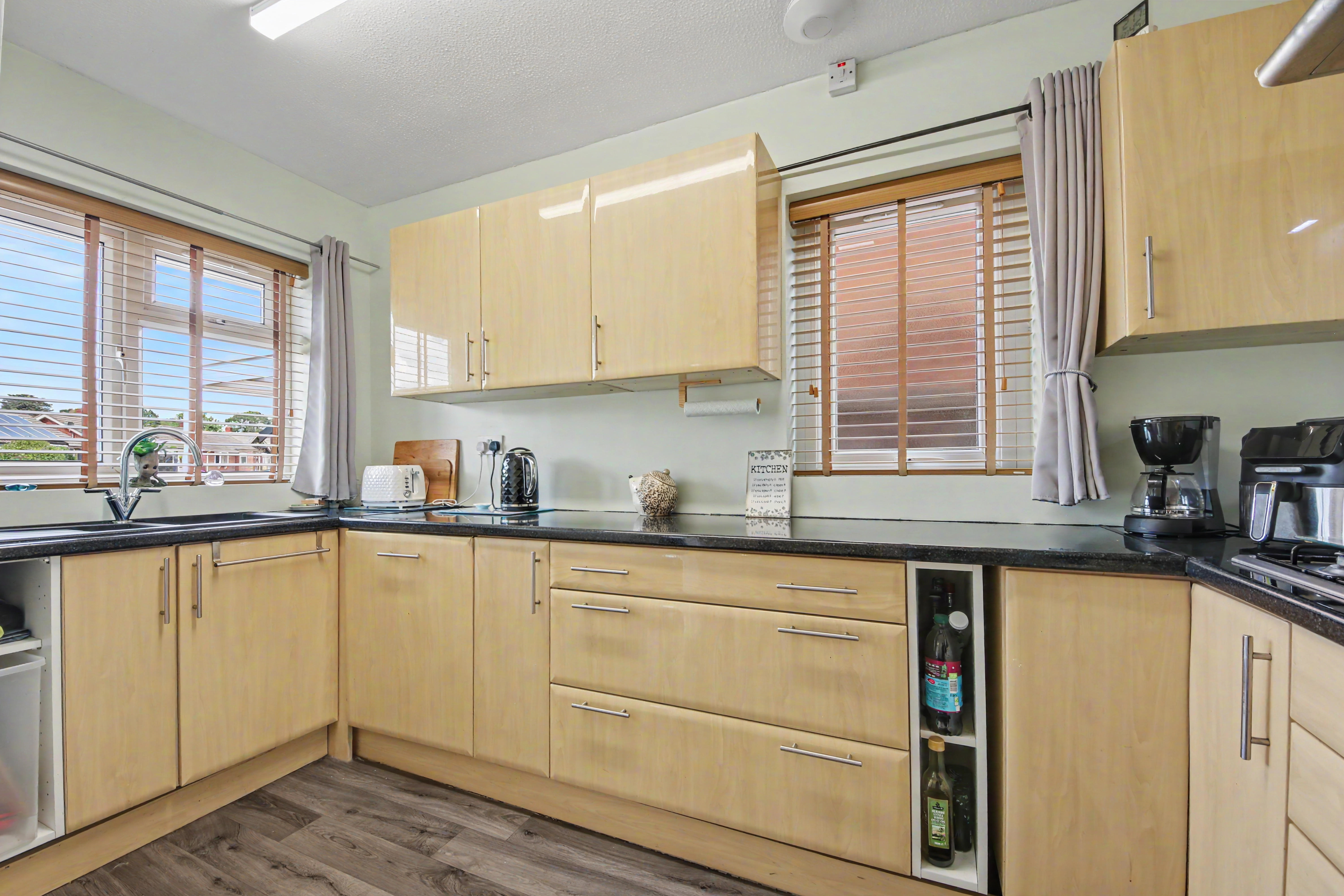 Longmynd Drive, Fareham, PO14, photo 5