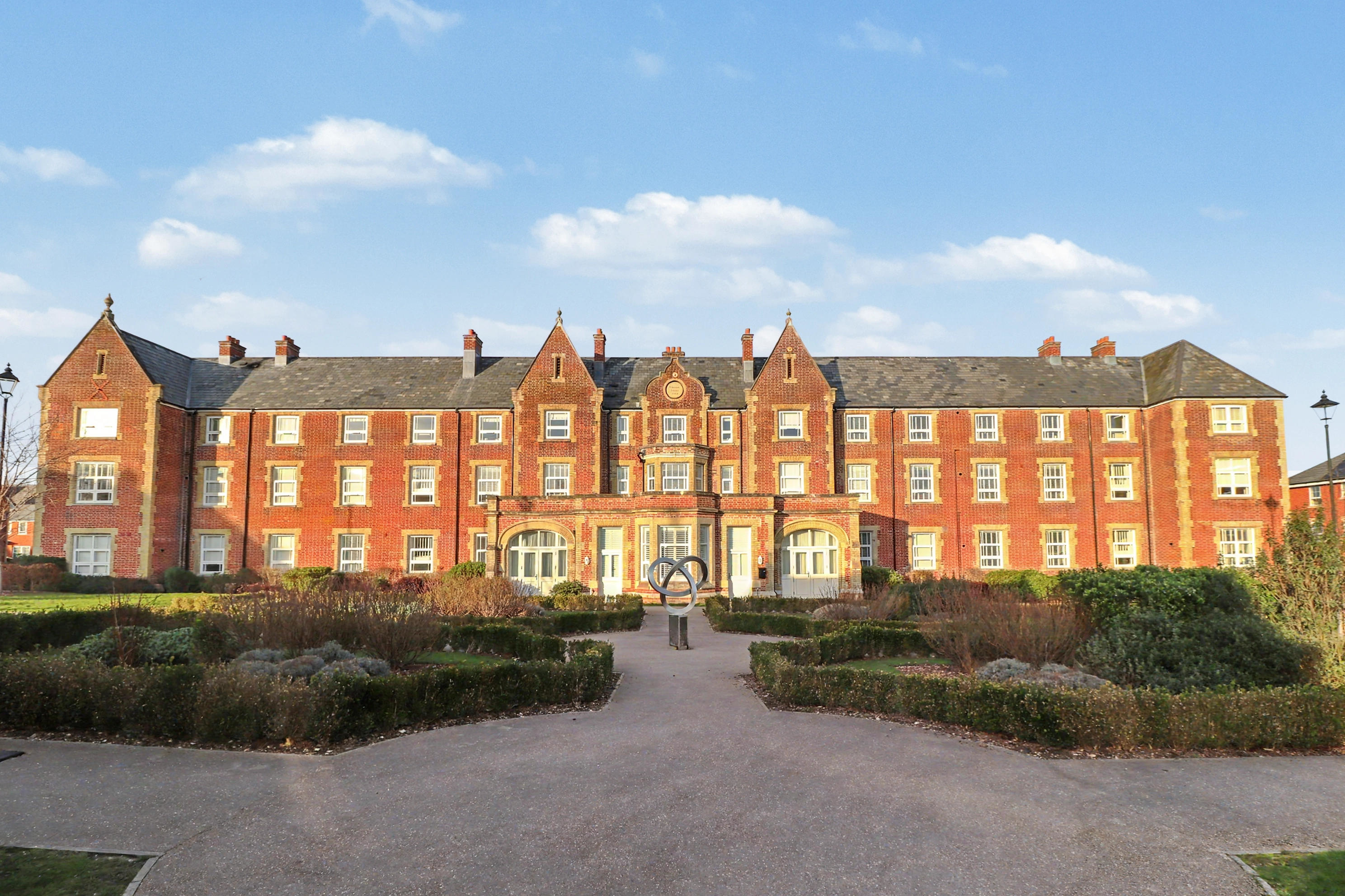 Noyce Court, West End, SO30