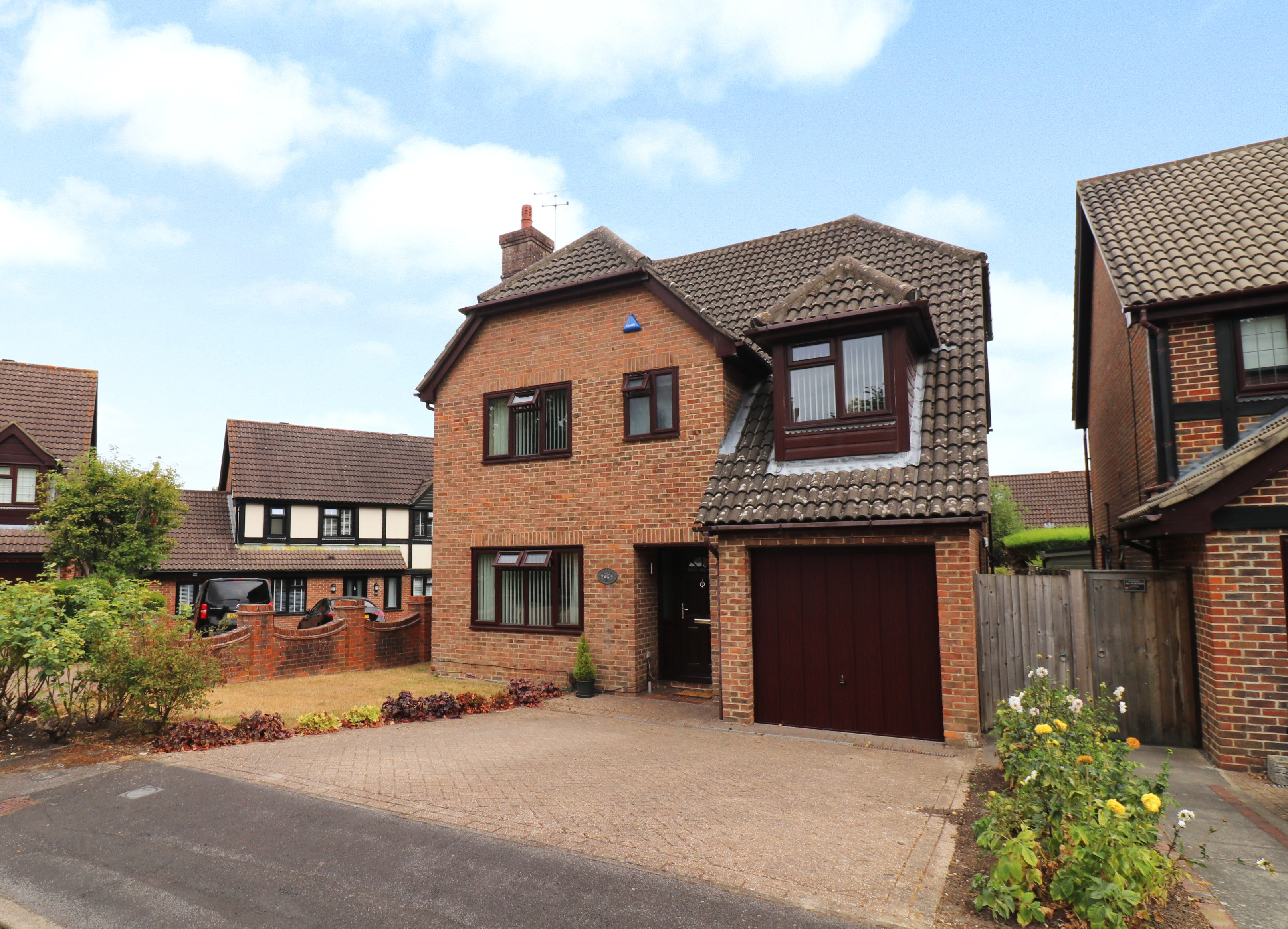 Elliot Rise, Hedge End, SO30