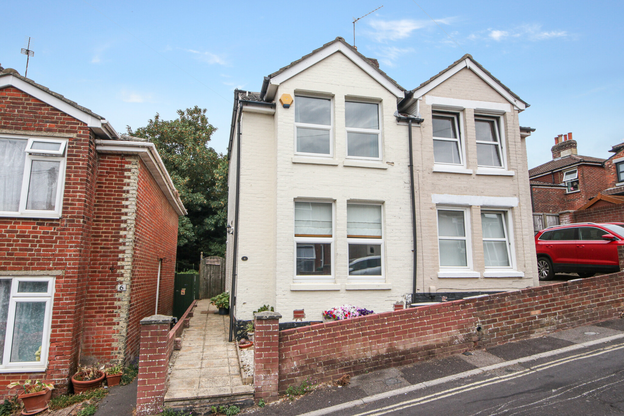 Lake Road, Woolston, SO19