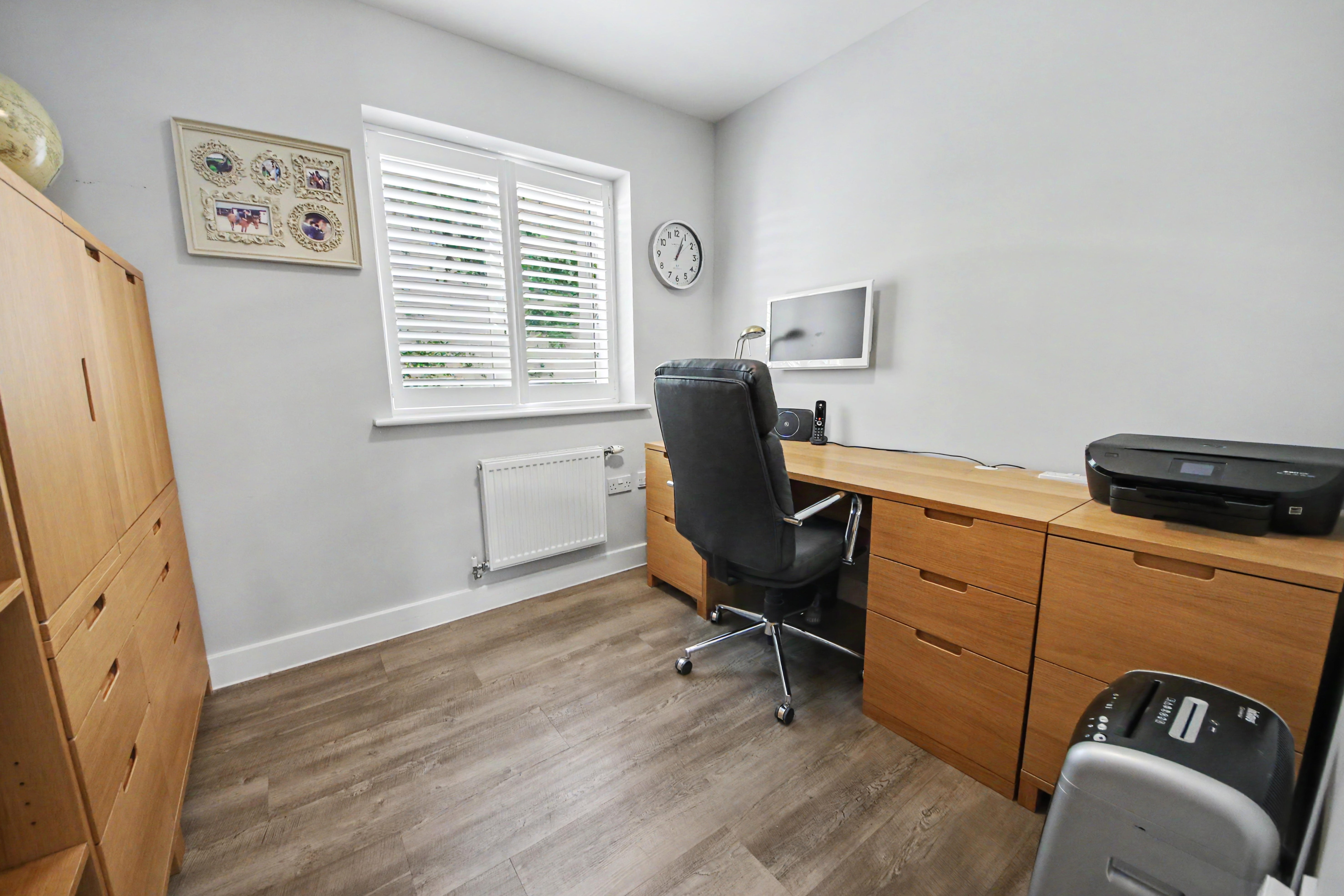 Burney Place, Sarisbury Green, SO31, photo 13