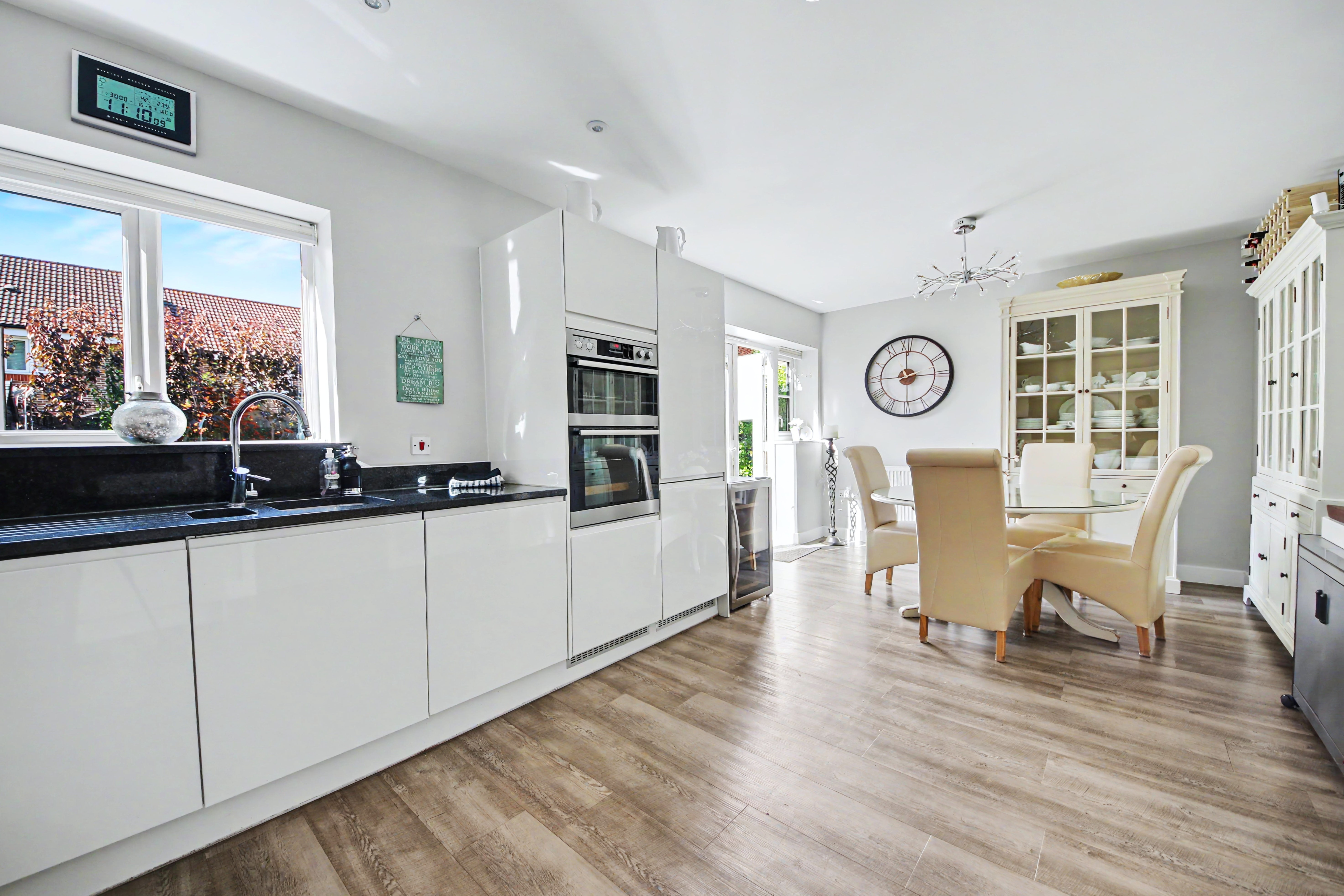 Burney Place, Sarisbury Green, SO31, photo 2