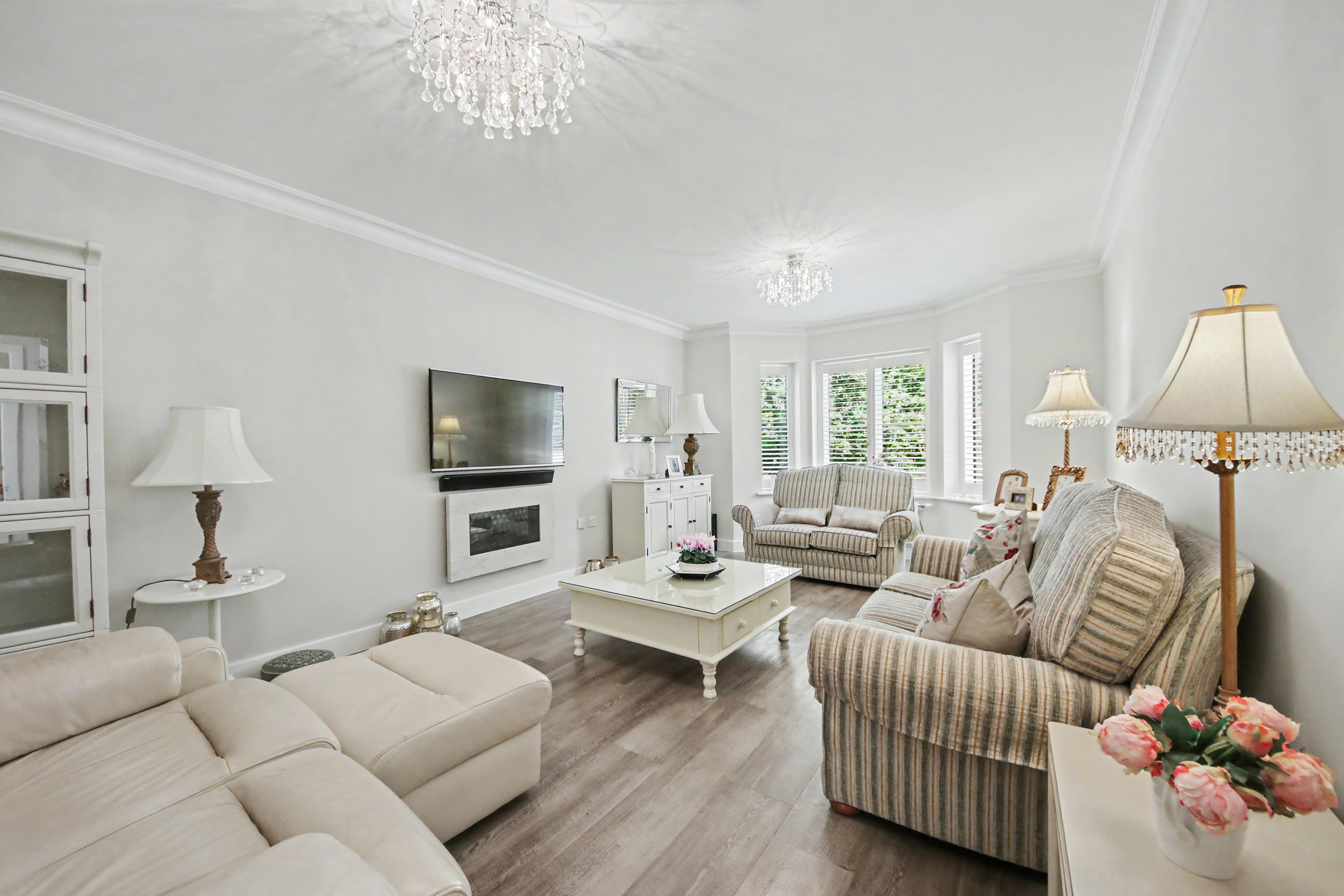 Burney Place, Sarisbury Green, SO31, photo 3