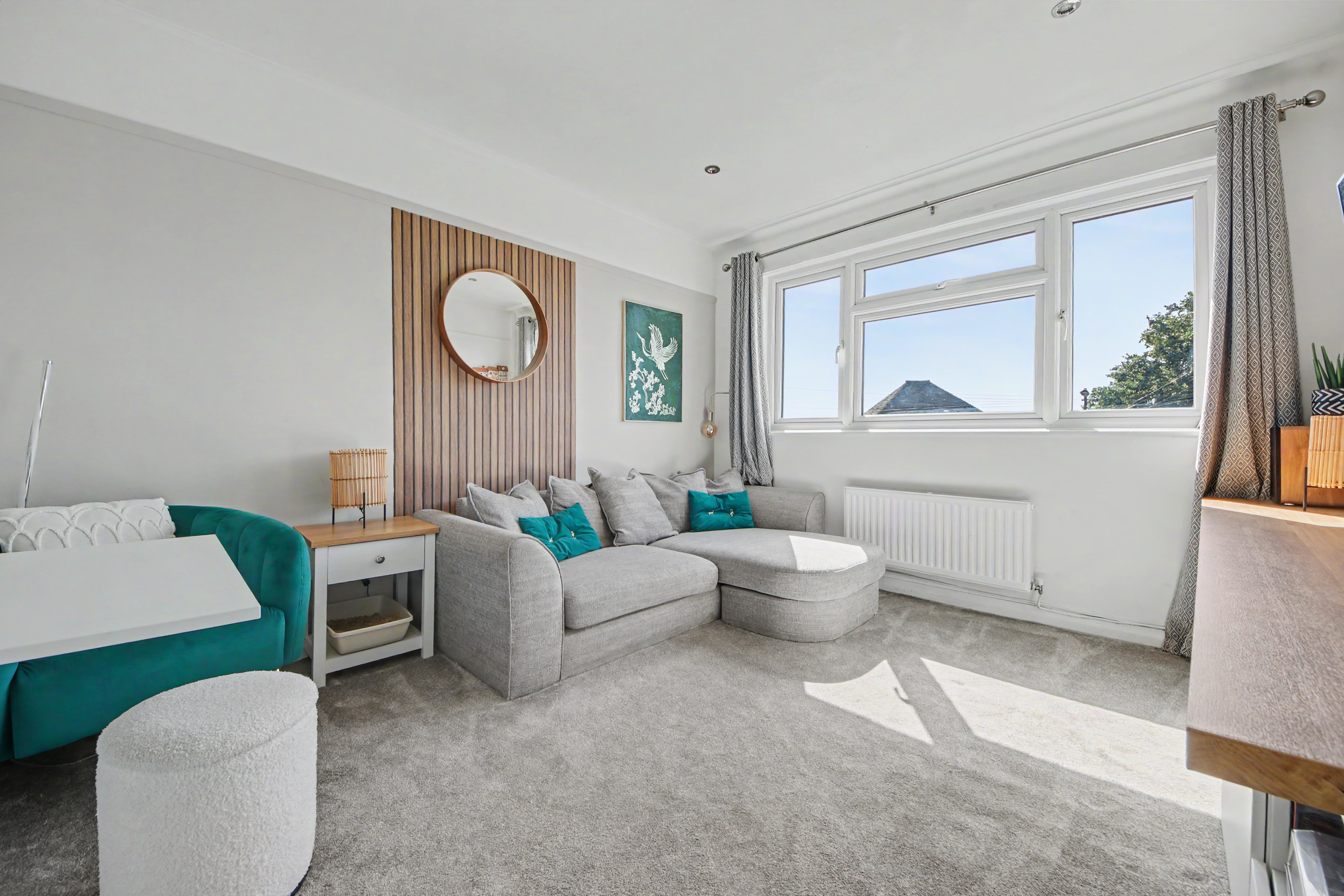 Summit Way, Midanbury, SO18, photo 2