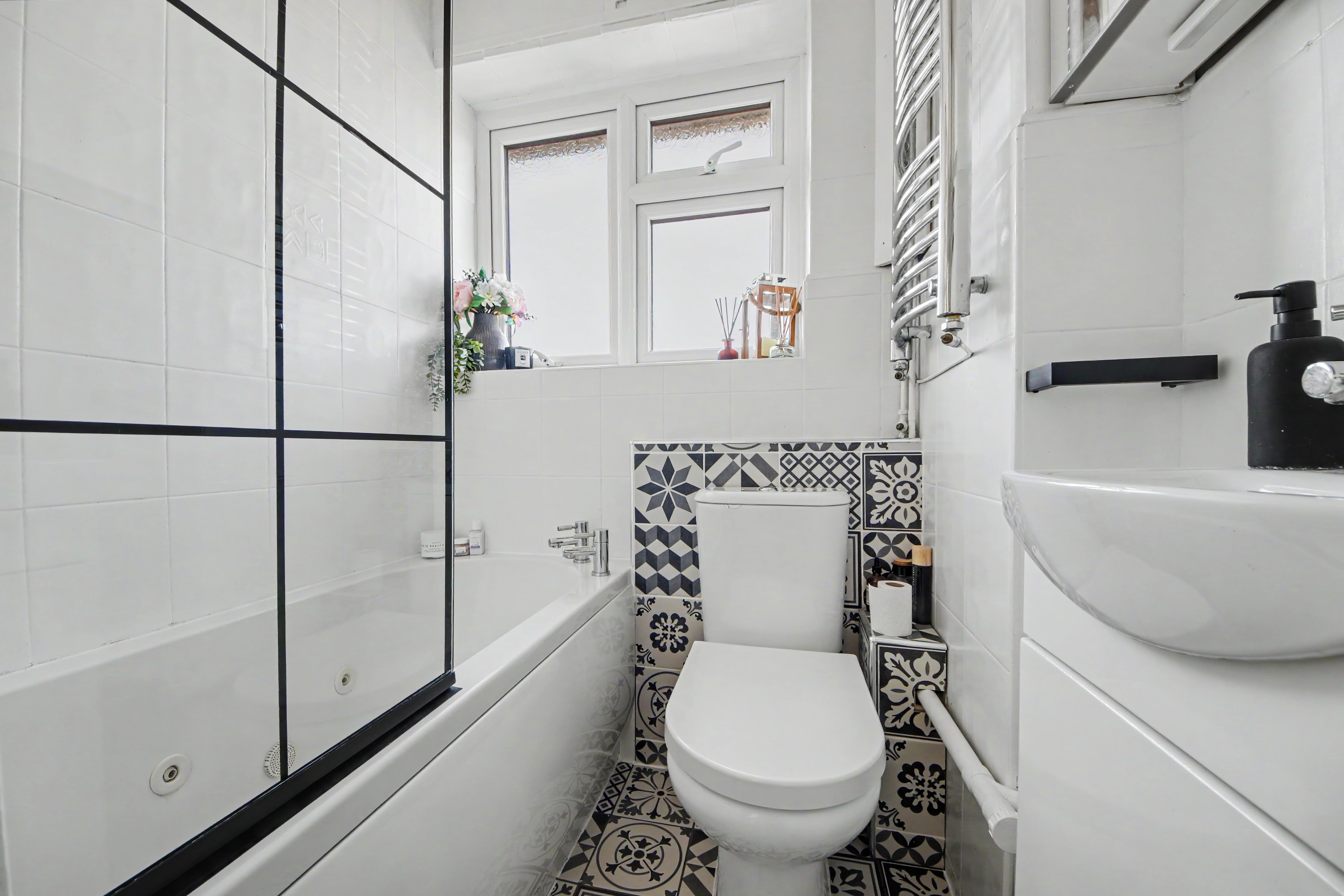 Summit Way, Midanbury, SO18, photo 10