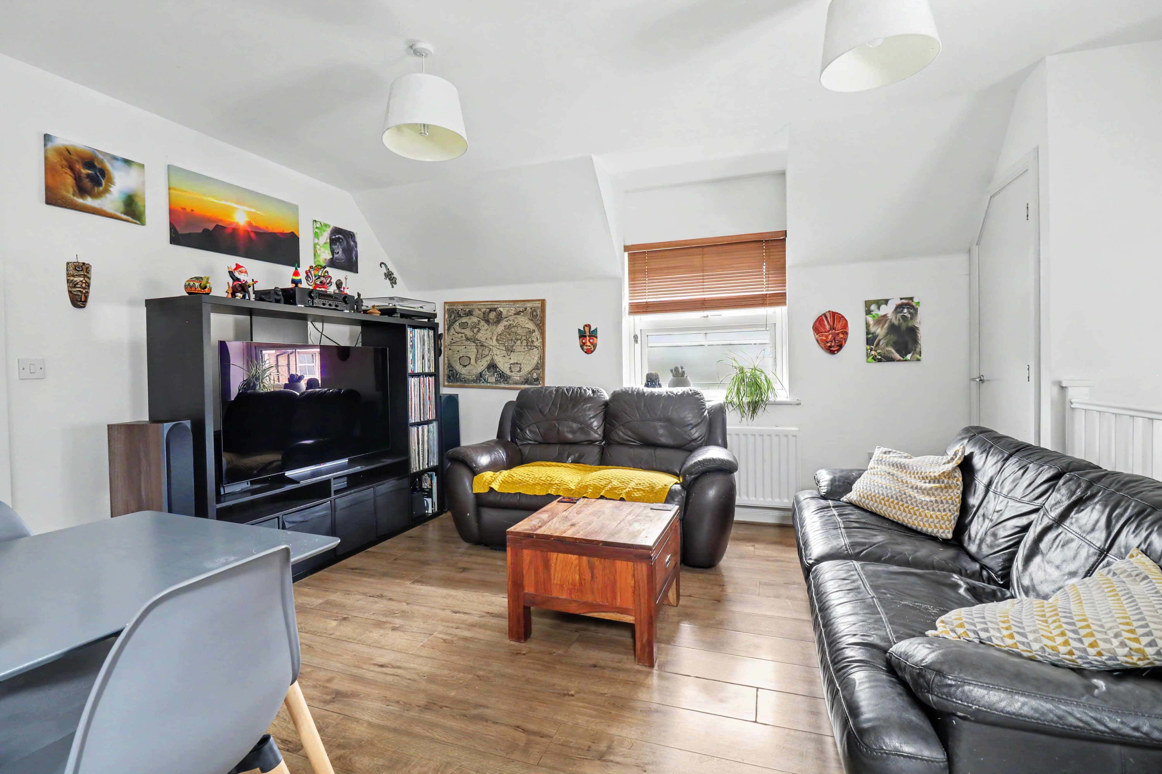 Payne's Place, Hedge End, SO30, photo 3