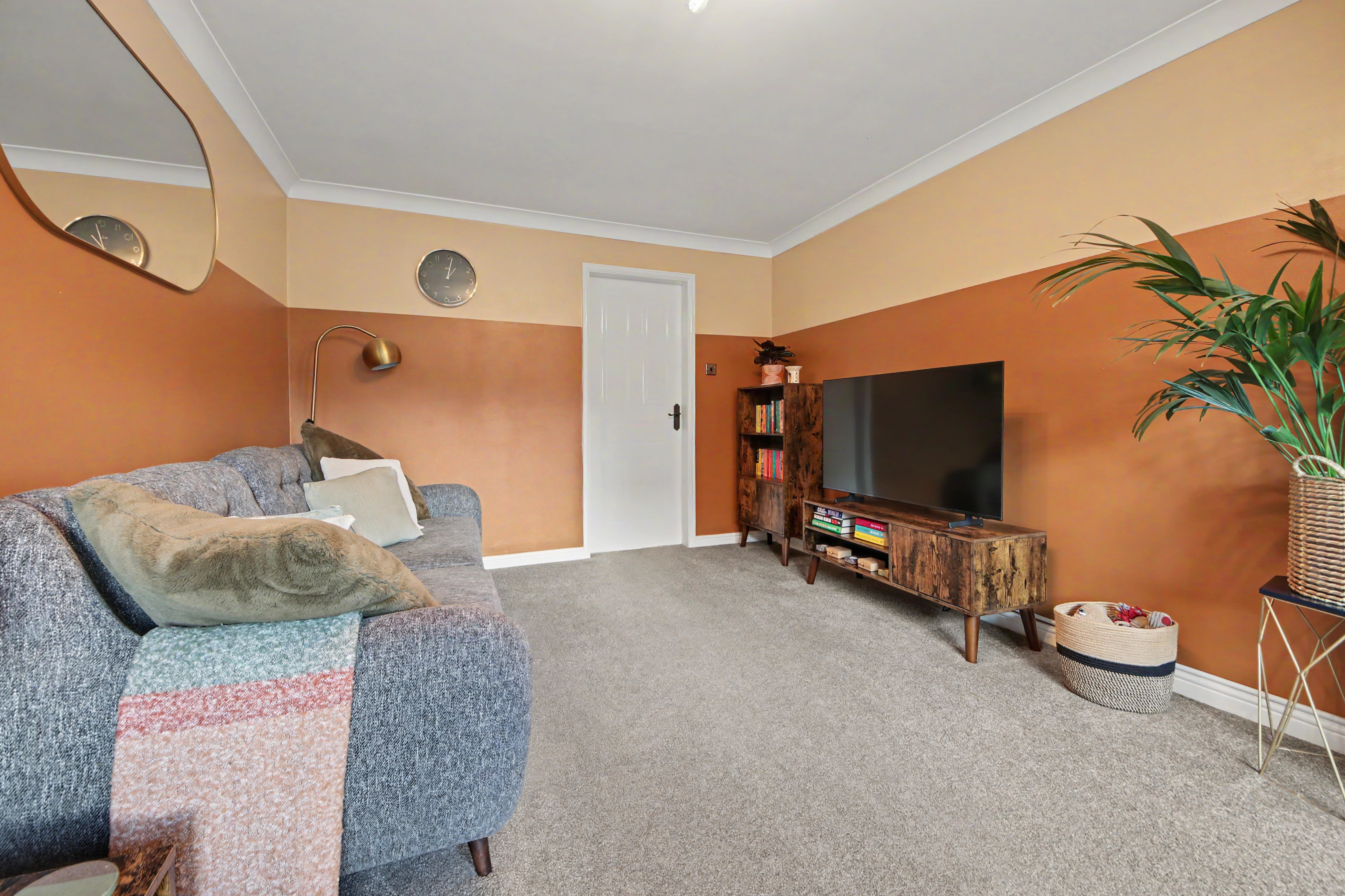 Hulton Close, Waterside Park, SO19, photo 5