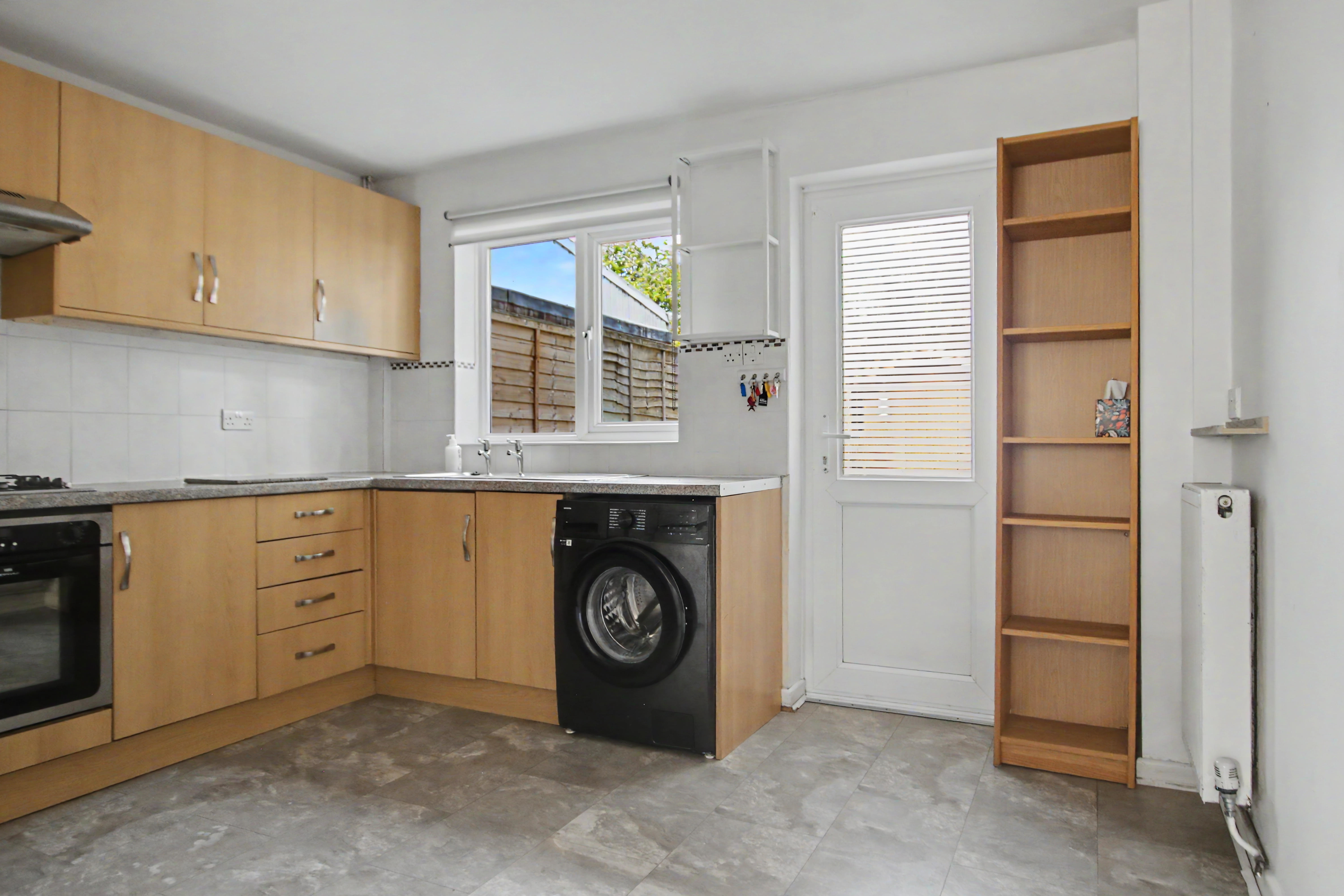 Tickner Close, Botley, SO30, photo 8