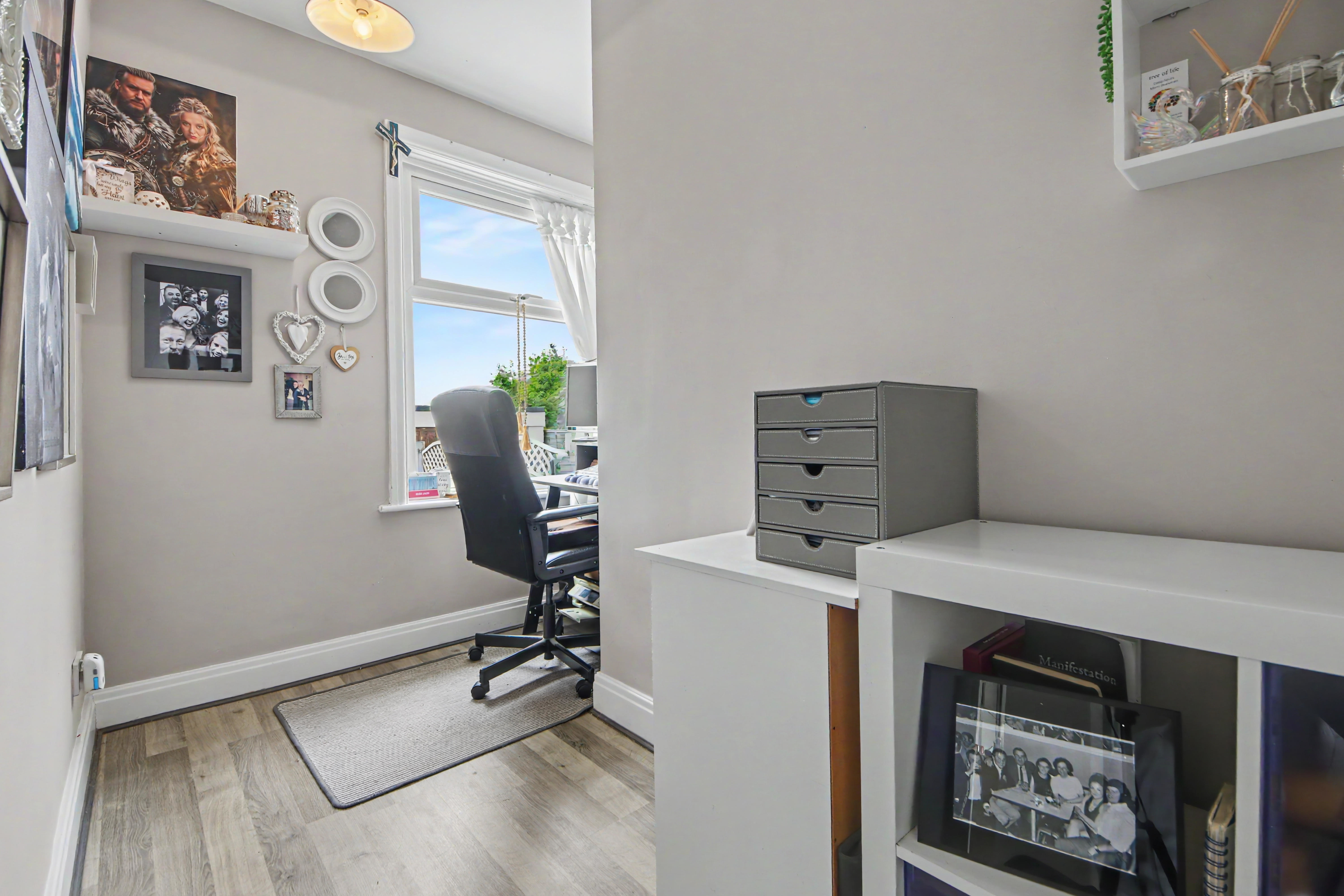 Bursledon Road, Sholing, SO19, photo 12
