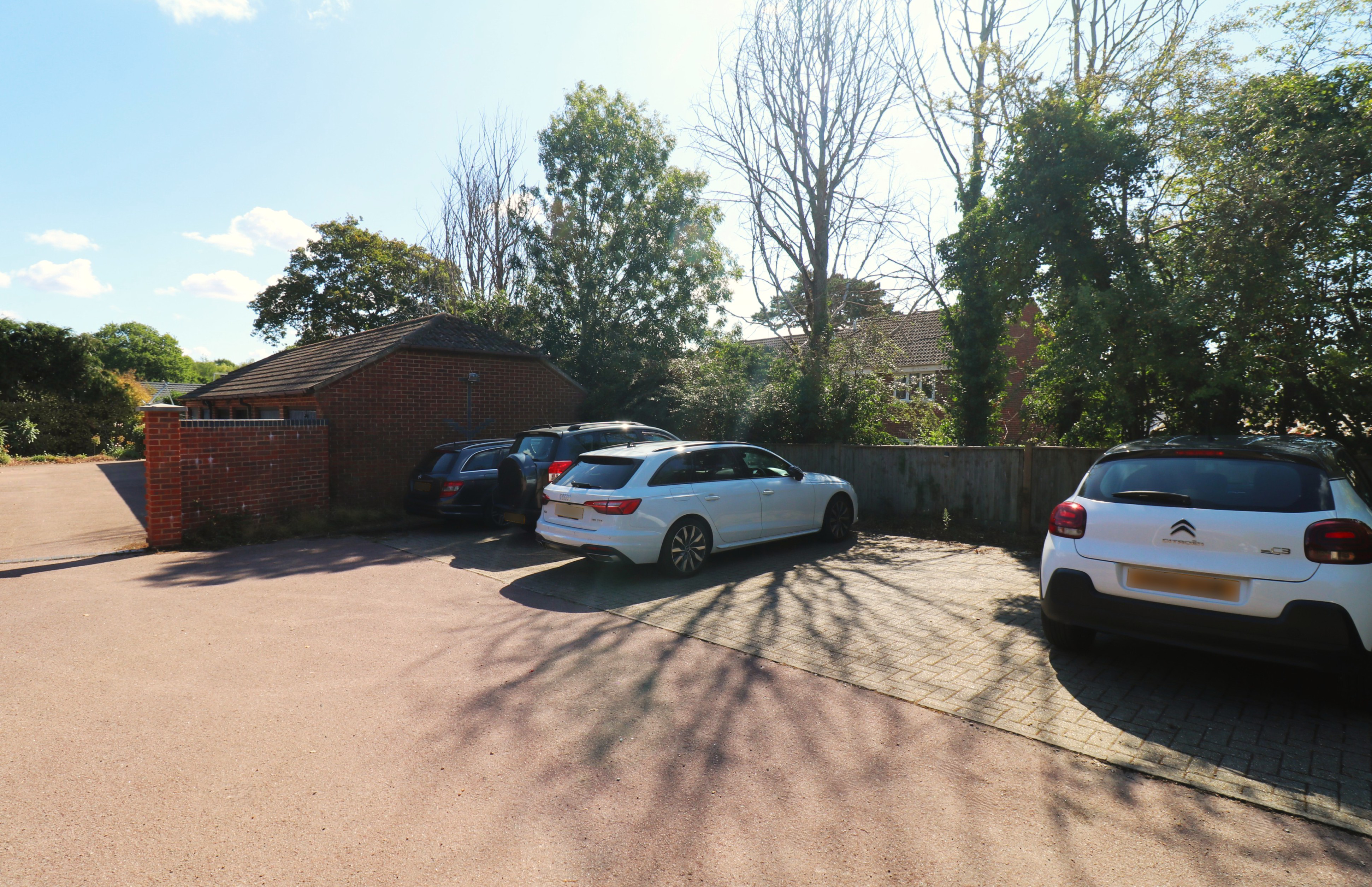 Satchell Lane, Hamble, SO31, photo 20