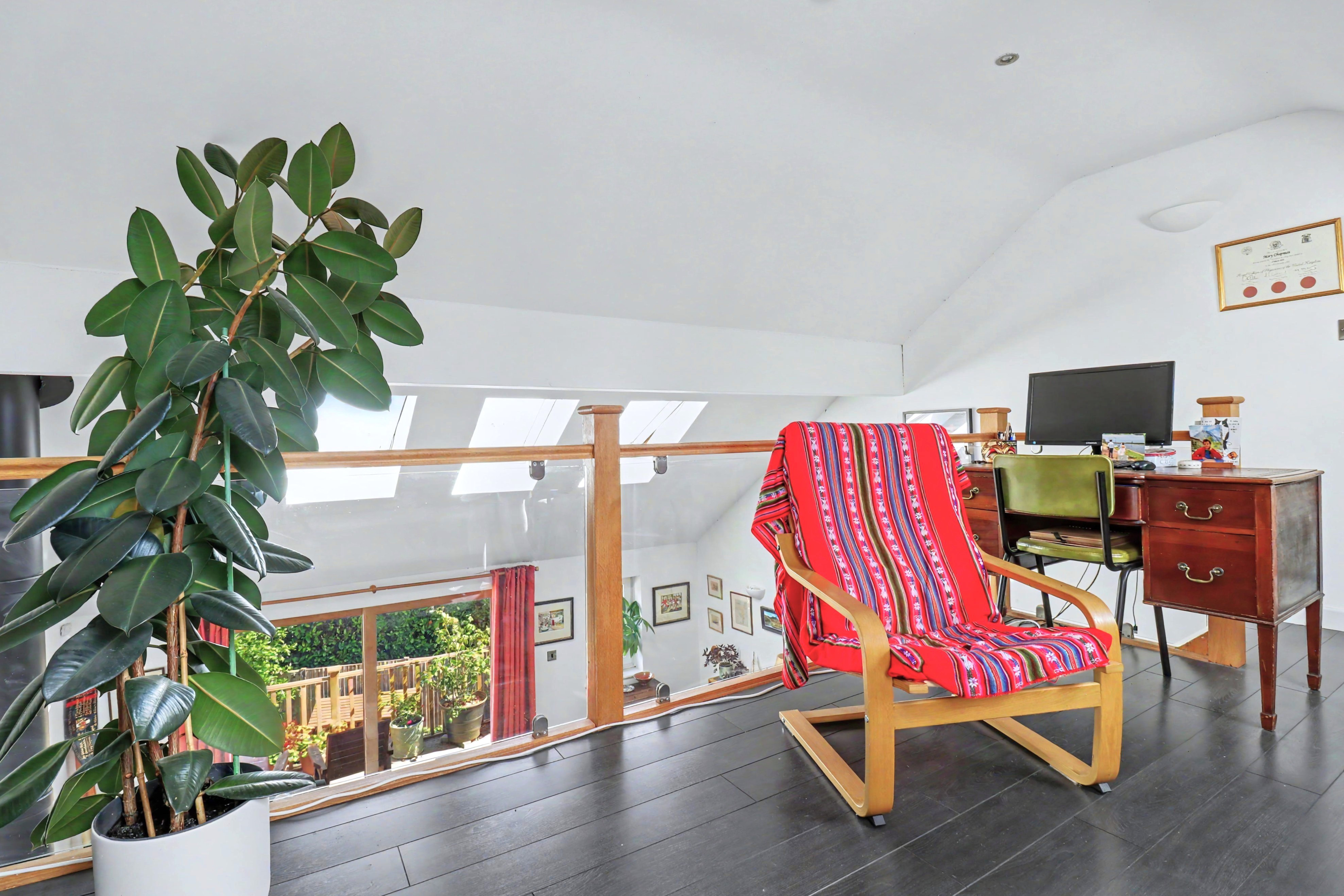 Satchell Lane, Hamble, SO31, photo 8