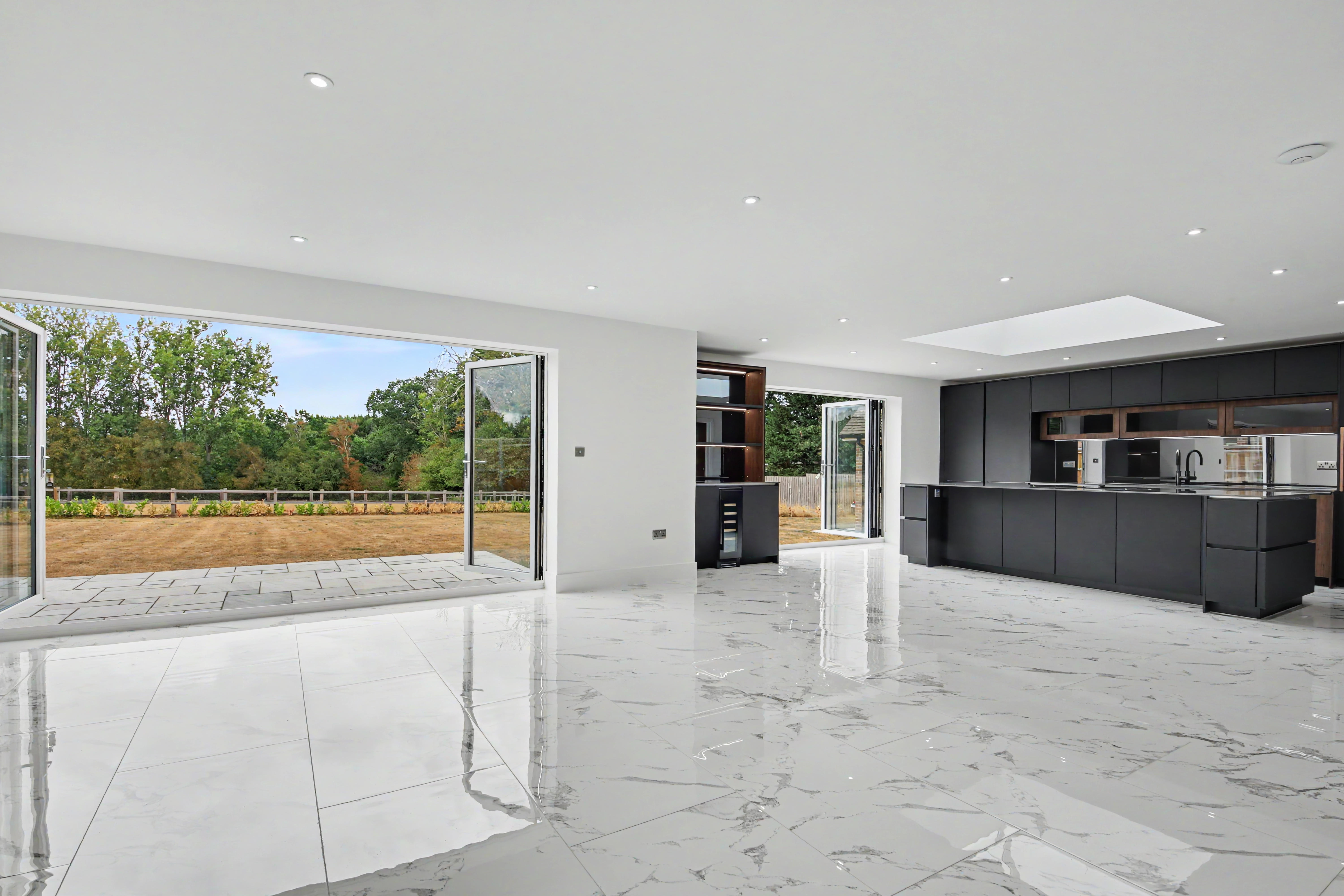 Southwick Road, North Boarhunt, PO17, photo 6