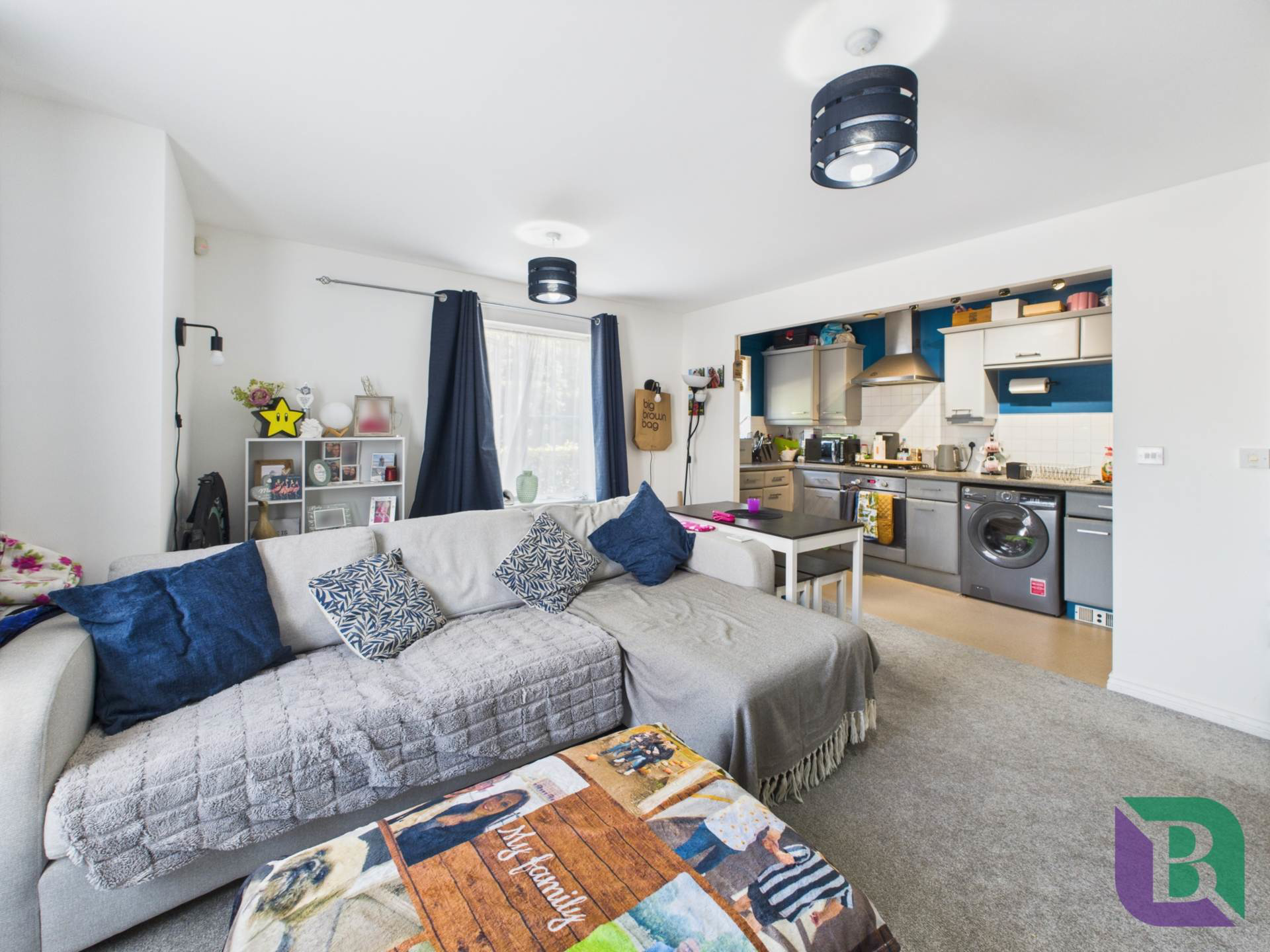 Cable Crescent, Woburn Sands, photo 2