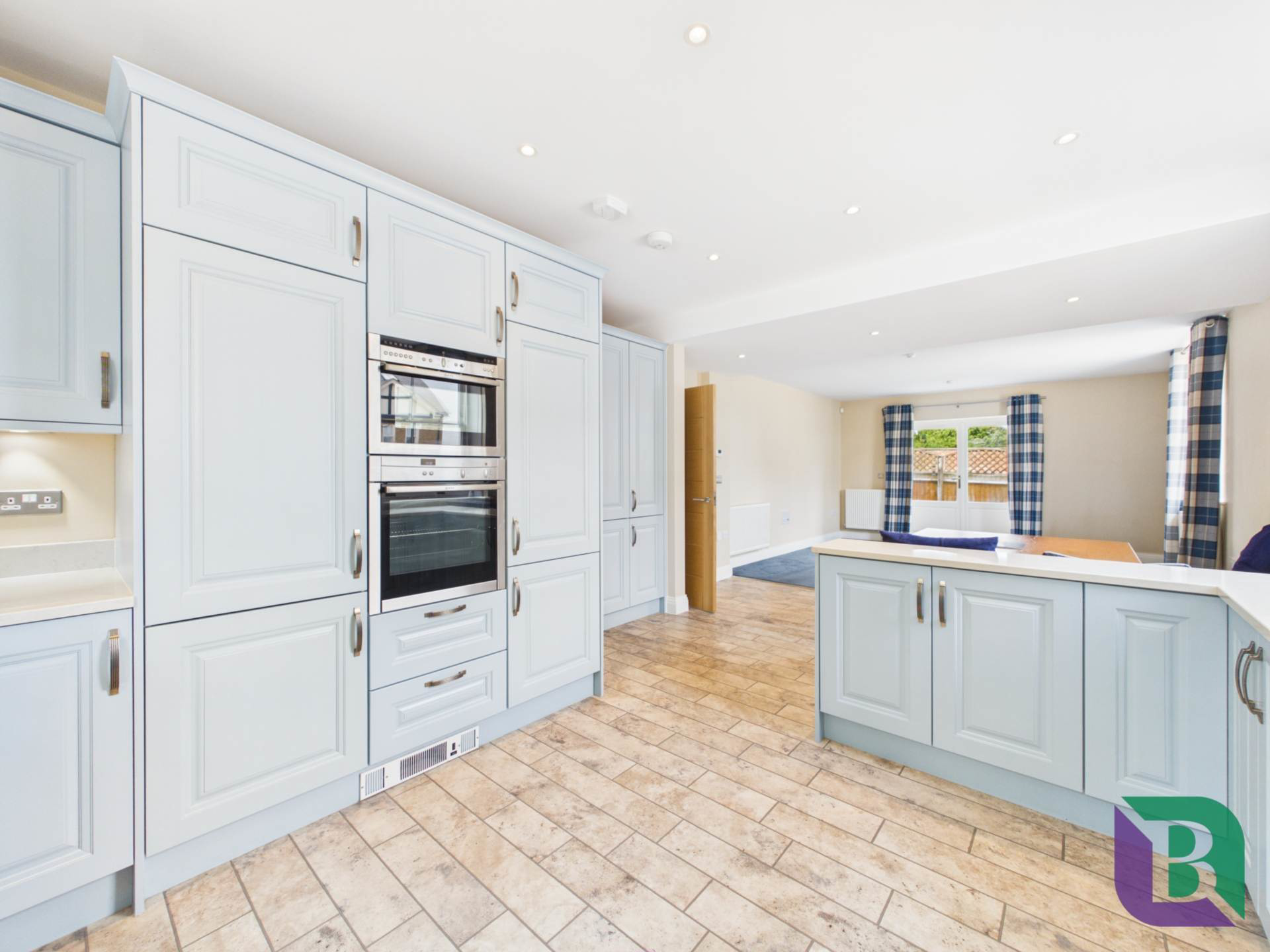 Sandy Court, Woburn Sands, photo 9