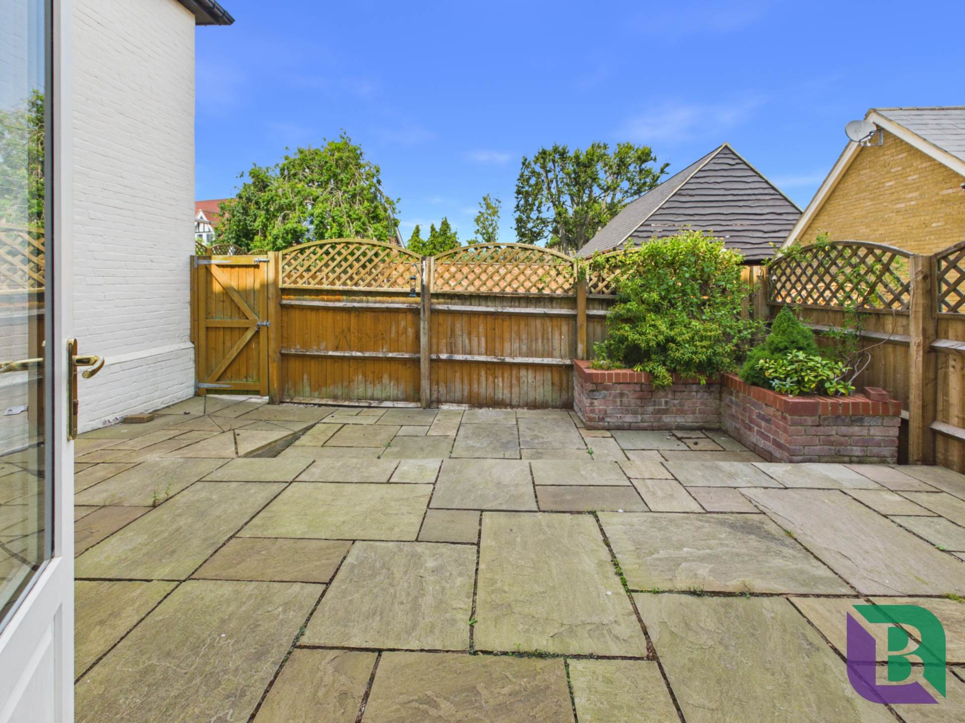 Sandy Court, Woburn Sands, photo 3