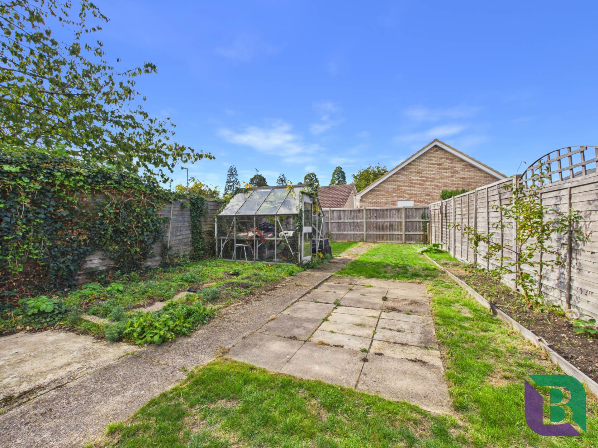Rhondda Close, Milton Keynes, photo 13