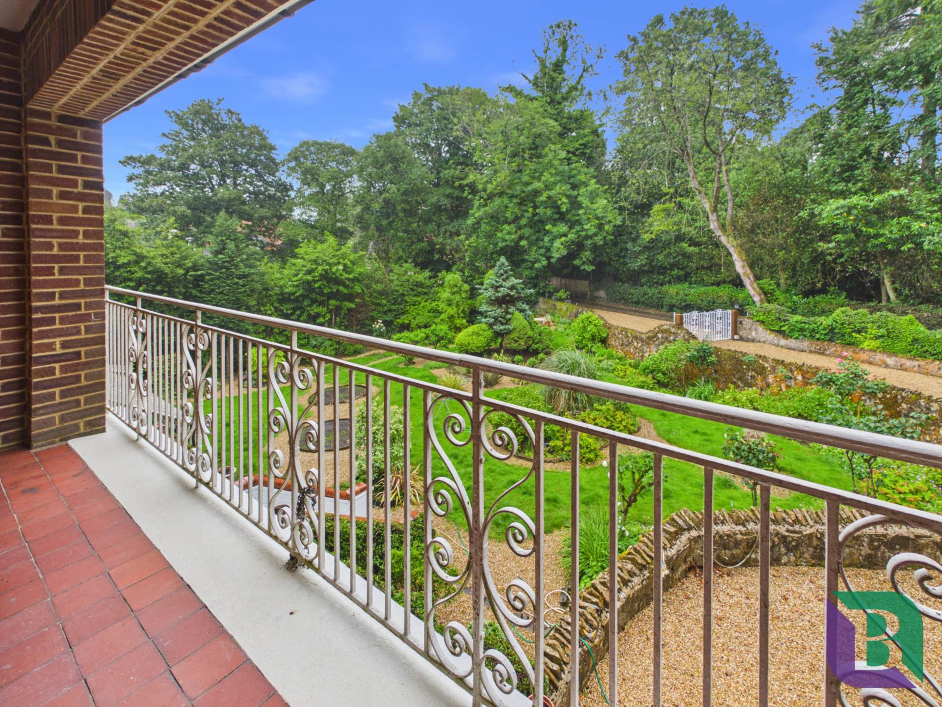 Silverbirches Lane, Aspley Heath, photo 9