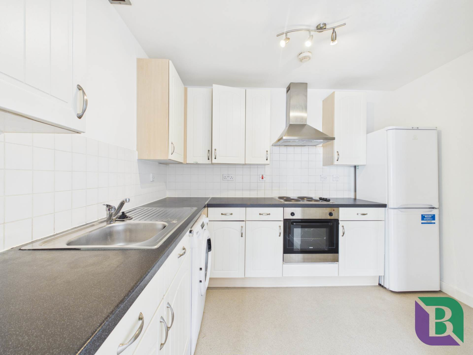 Wetherburn Court, Bletchley, photo 3