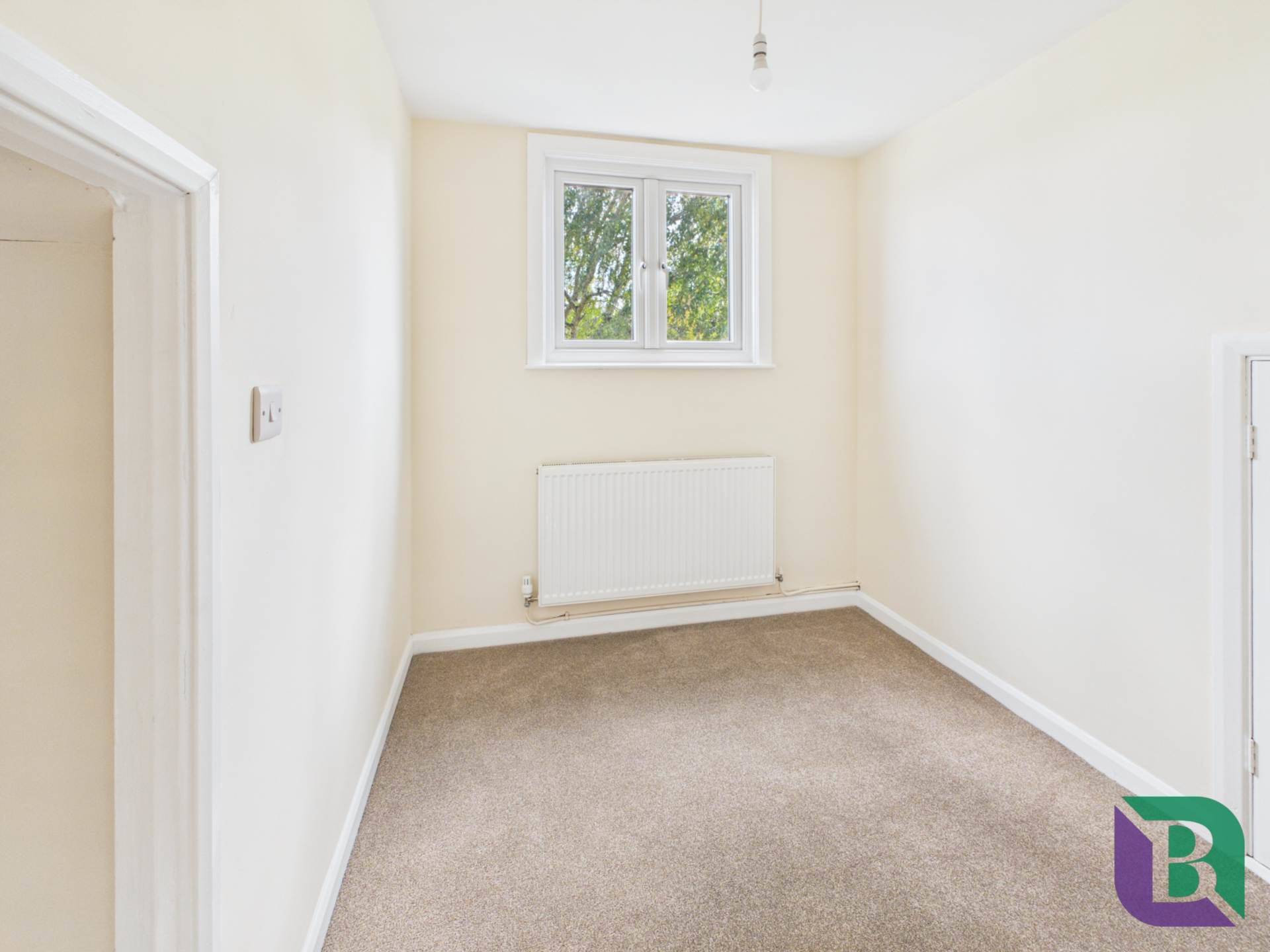 Rhondda Close, Milton Keynes, photo 10
