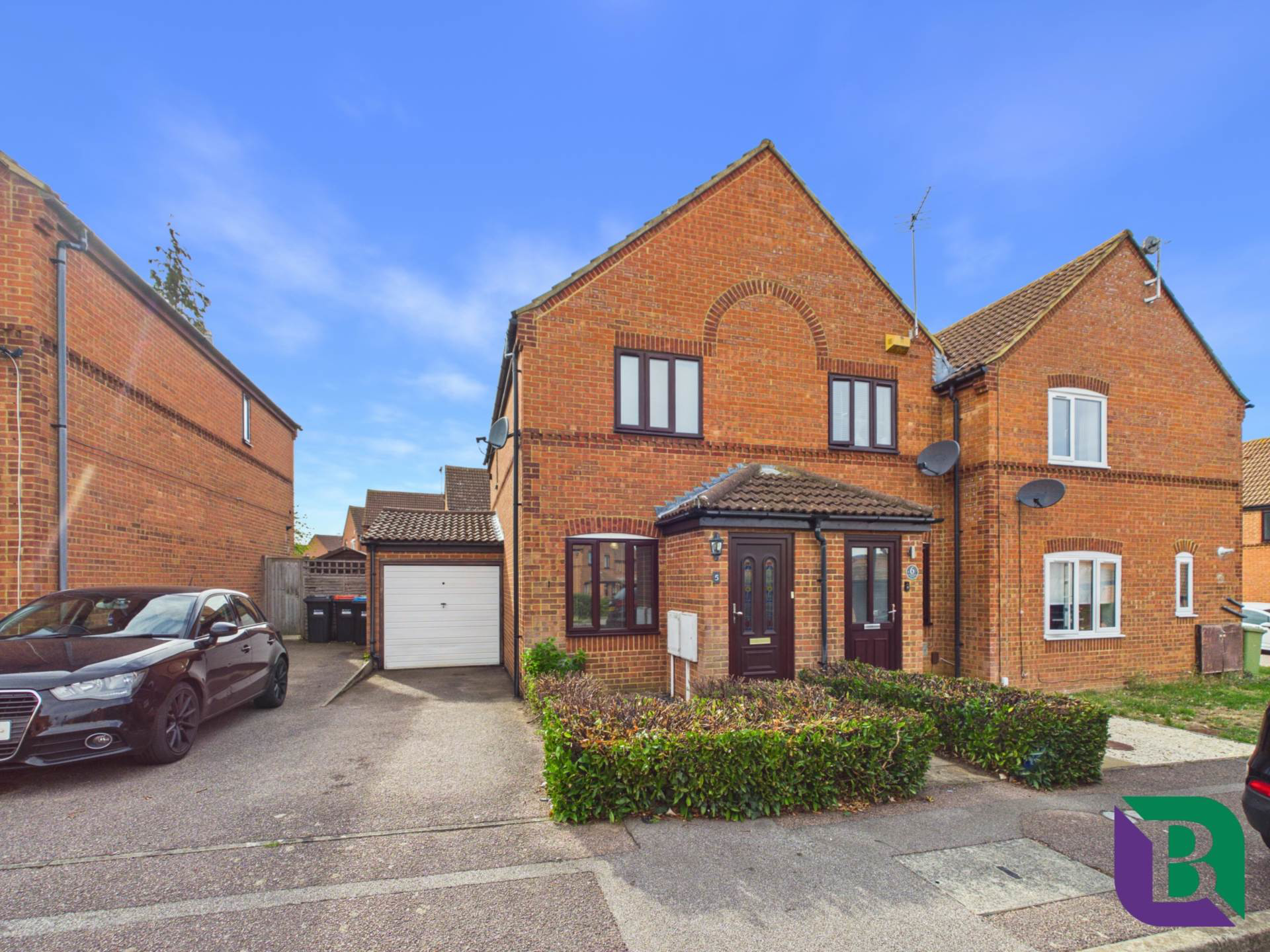 Coggeshall Grove, Wavendon Gate