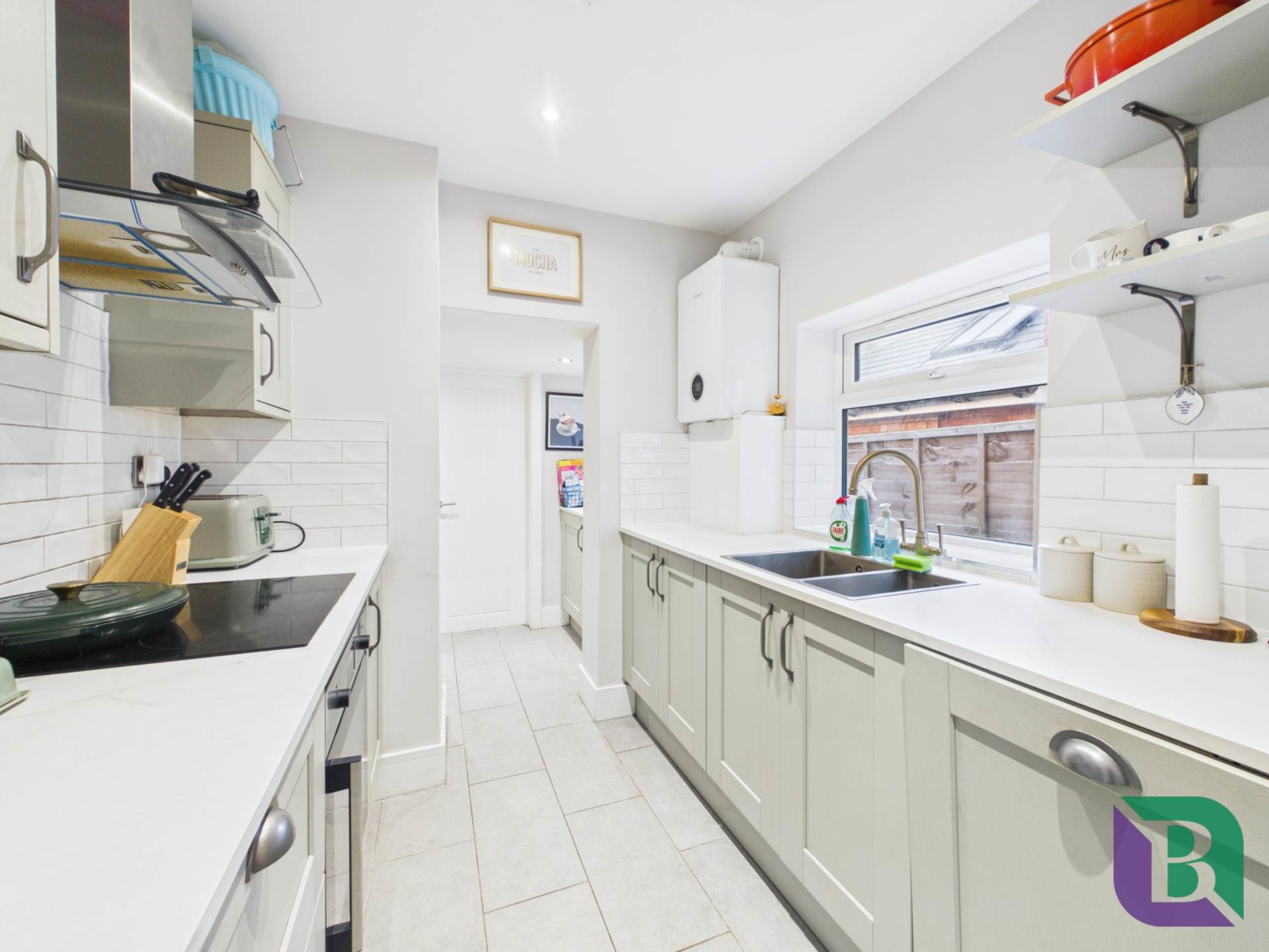 Russell Street, Woburn Sands, photo 9