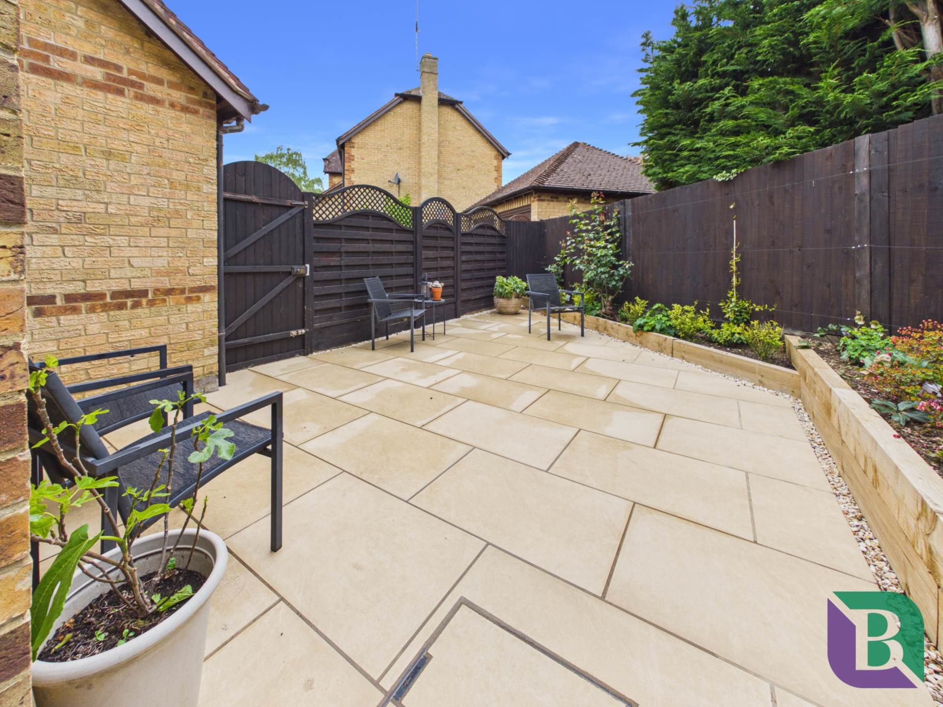 Chantry Close, Woburn Sands, photo 21