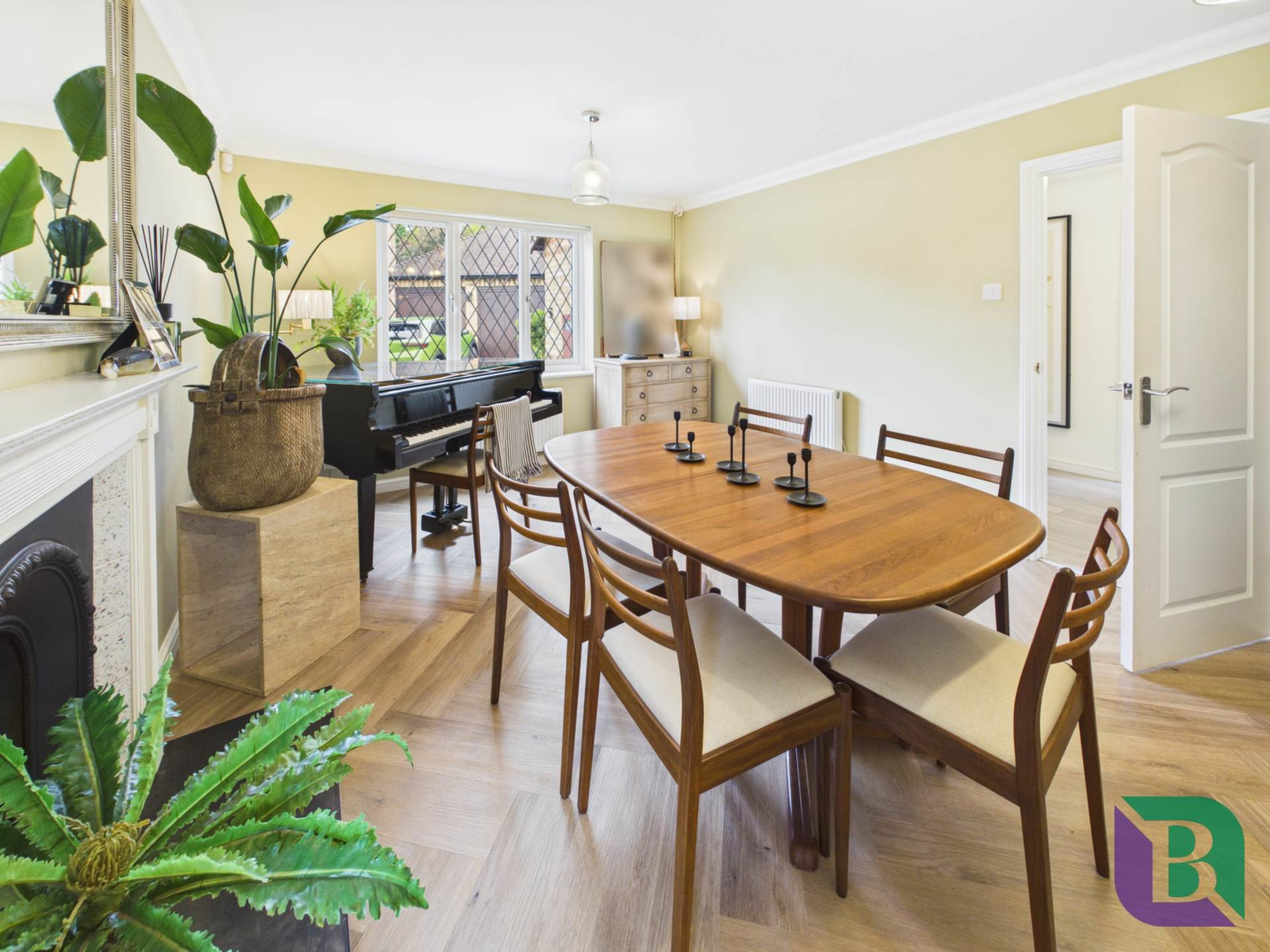 Chantry Close, Woburn Sands, photo 3
