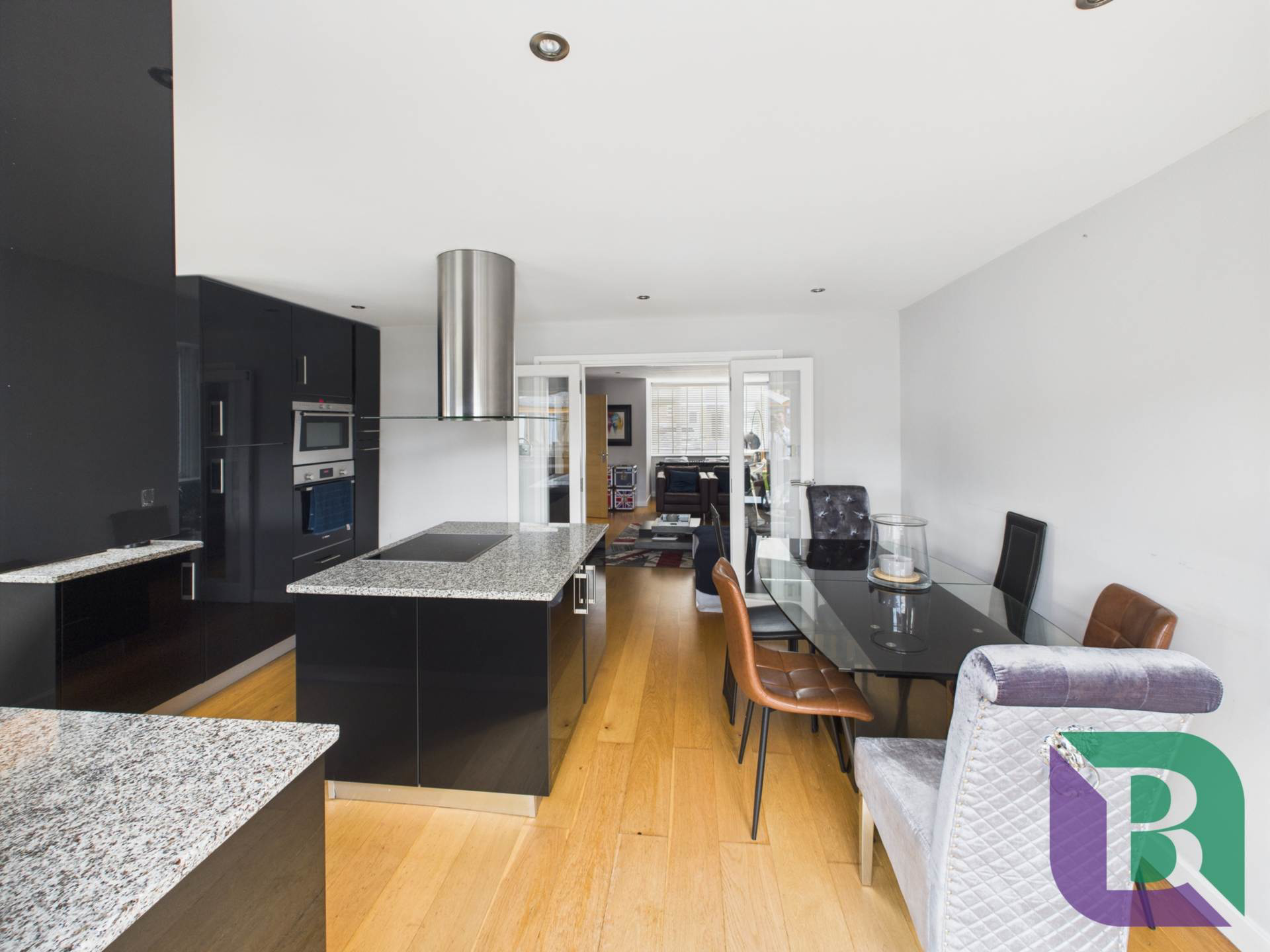 Vicarage Street, Woburn Sands, photo 6