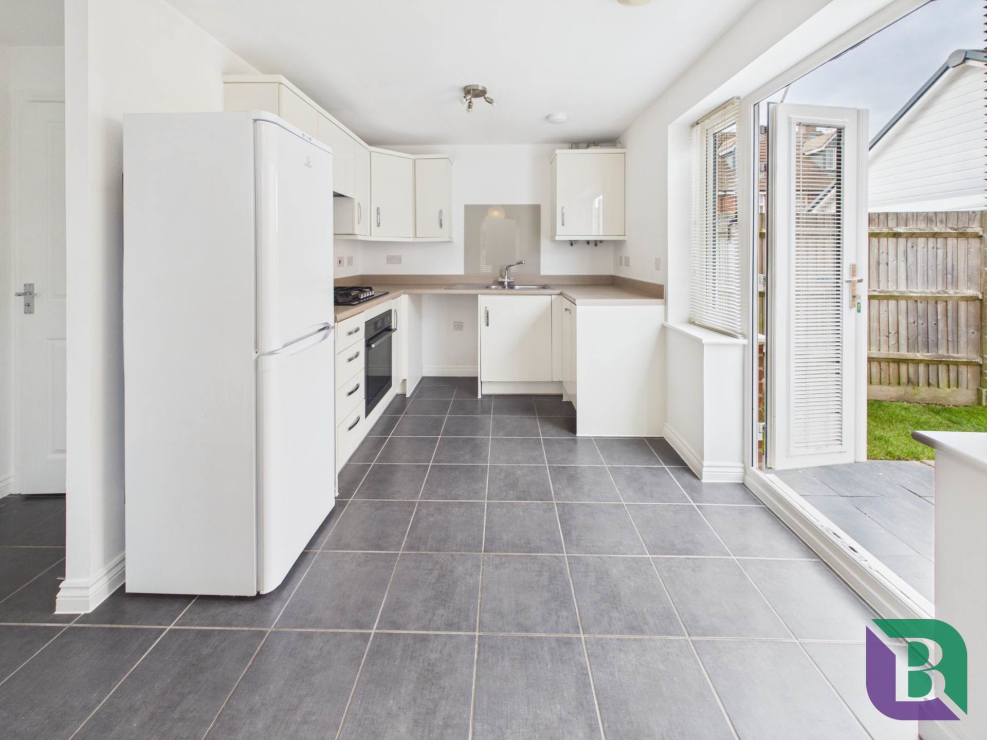 Drayhorse Crescent, Woburn Sands, photo 8