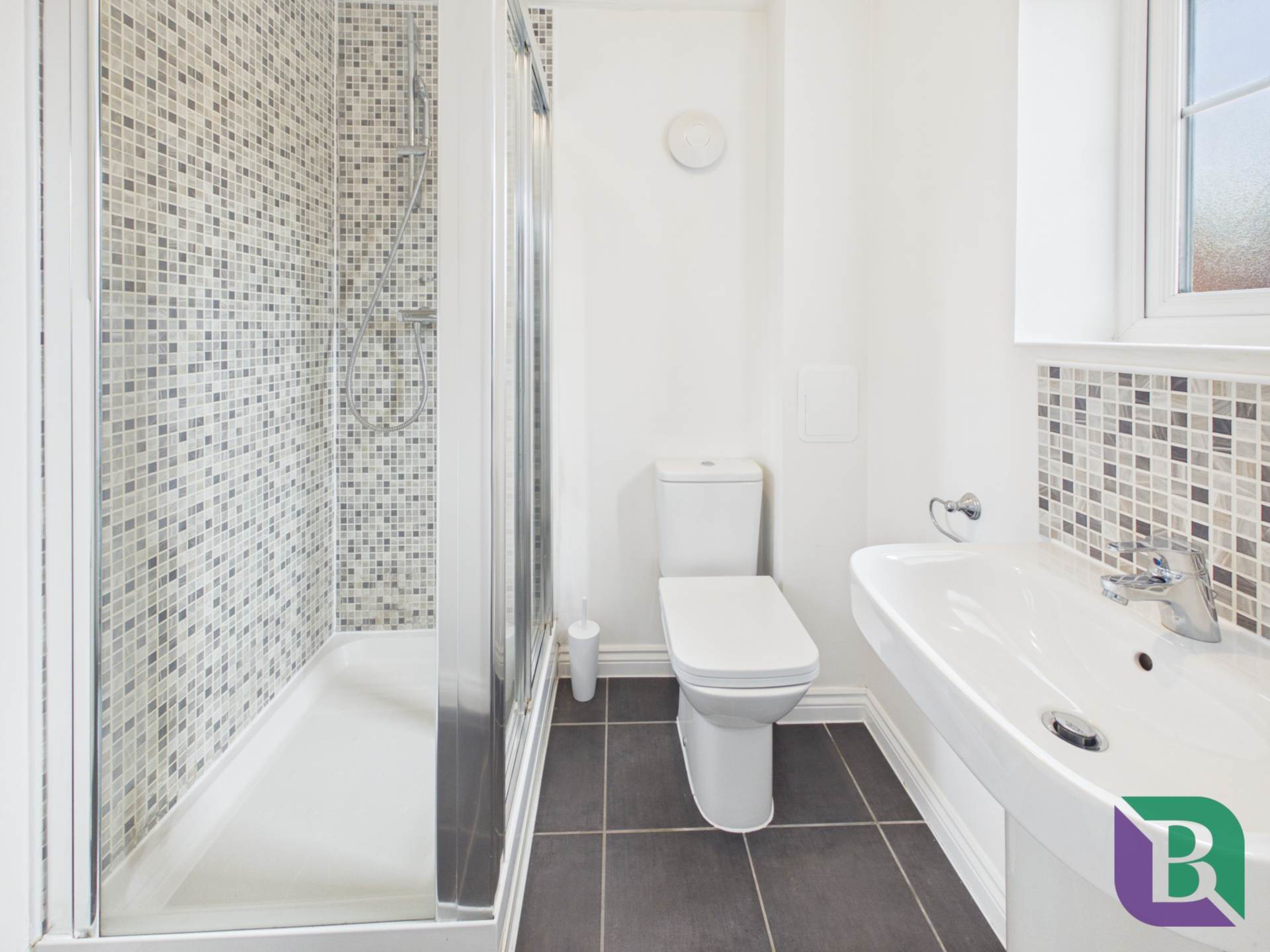 Drayhorse Crescent, Woburn Sands, photo 13