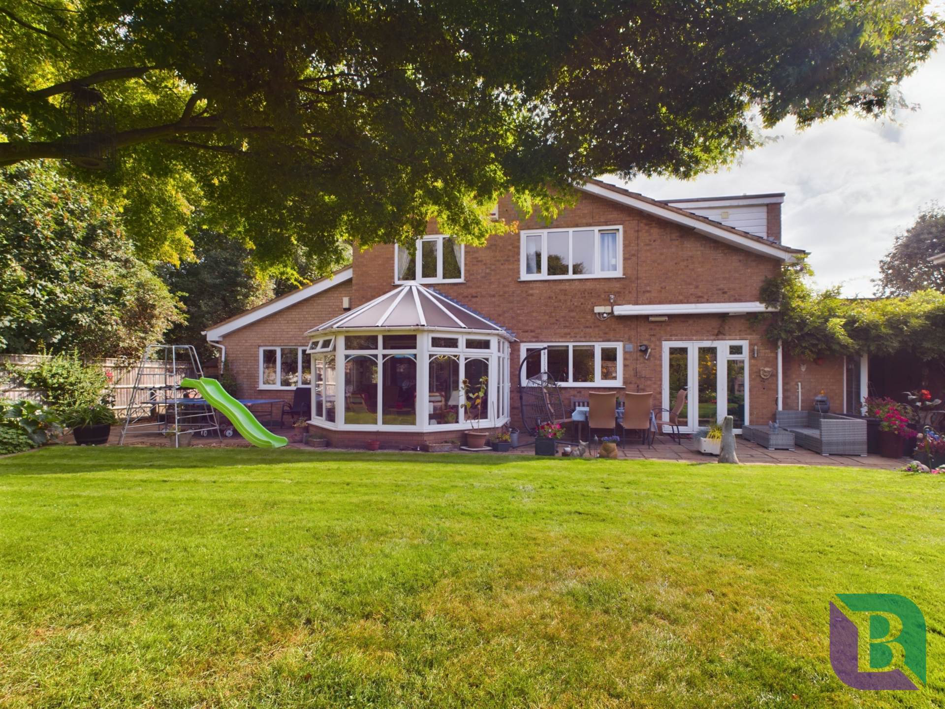 Foxton, Woughton Park, photo 2