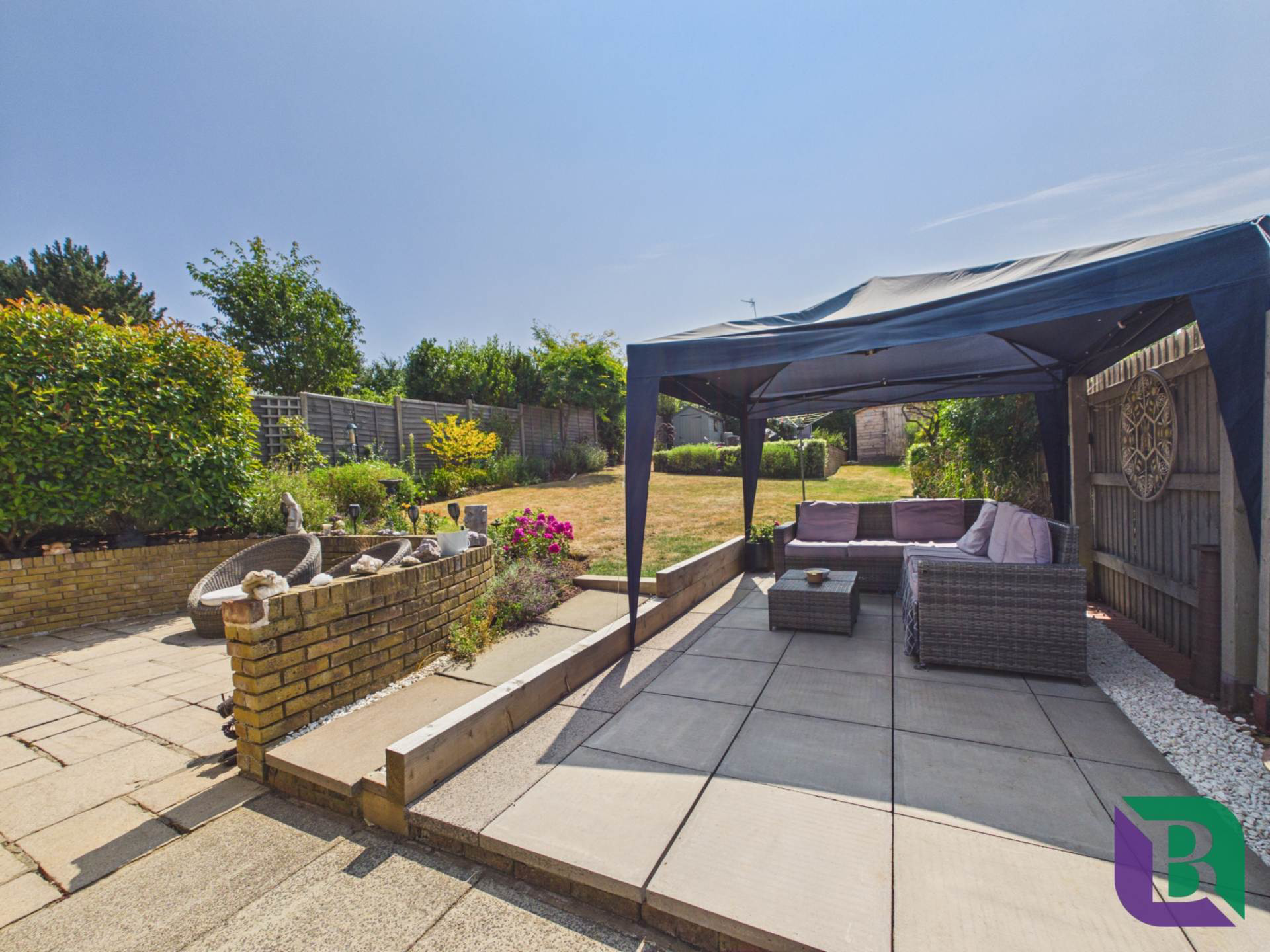 Vicarage Street, Woburn Sands, photo 2