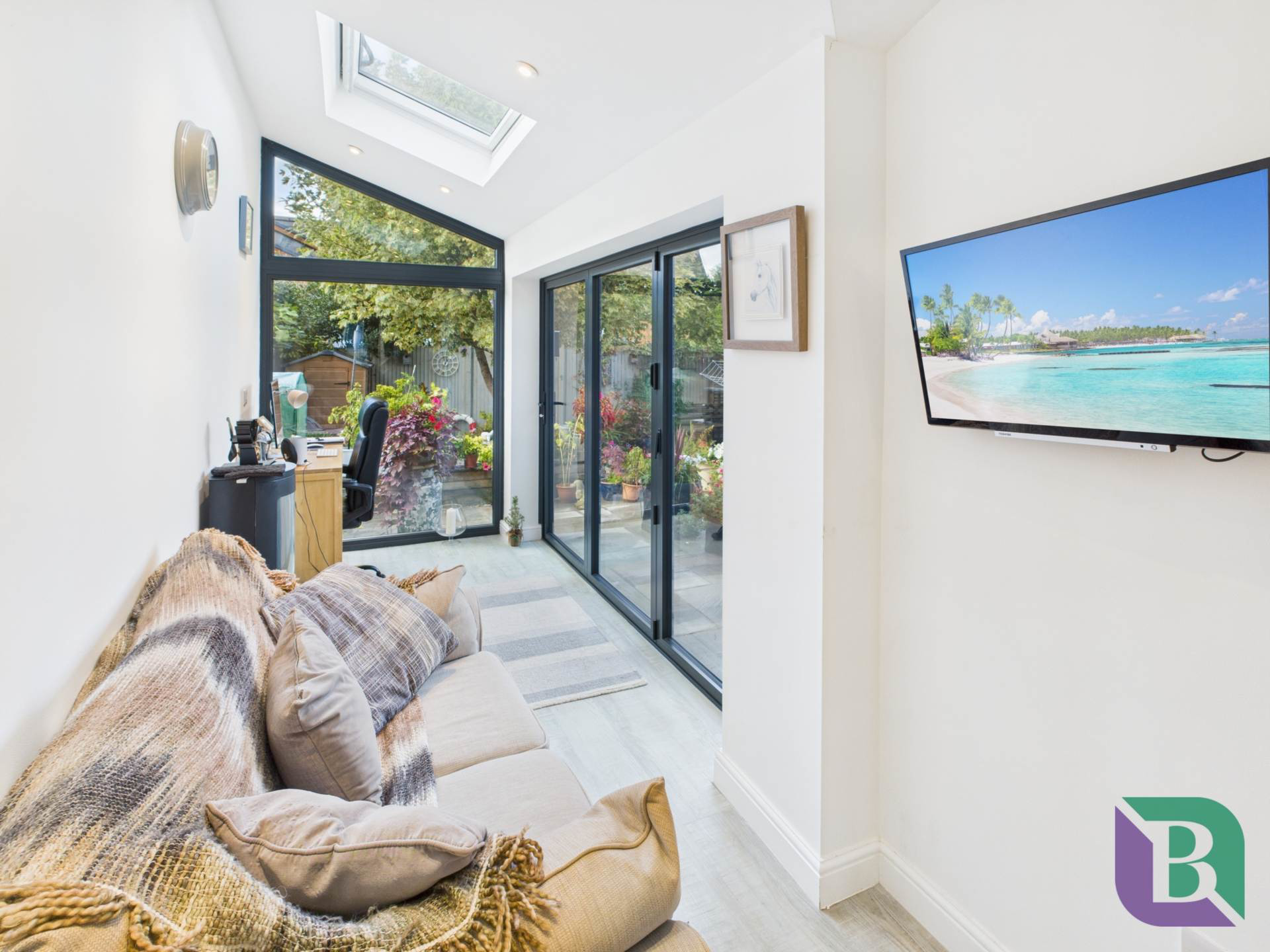 Vicarage Street, Woburn Sands, photo 5