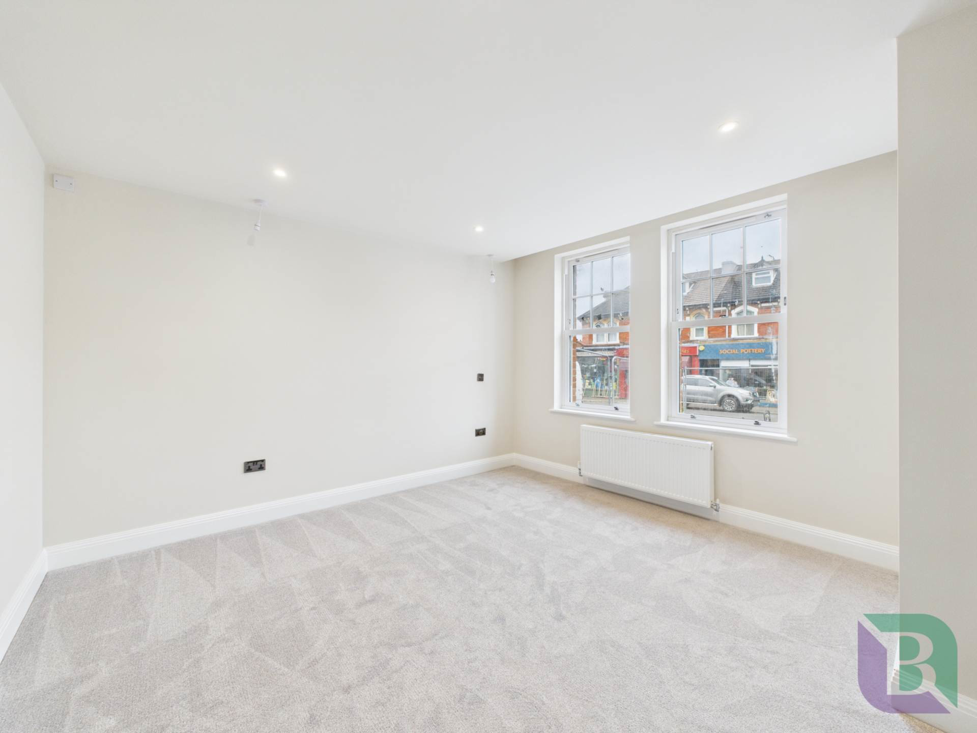 High Street, Woburn Sands, photo 8