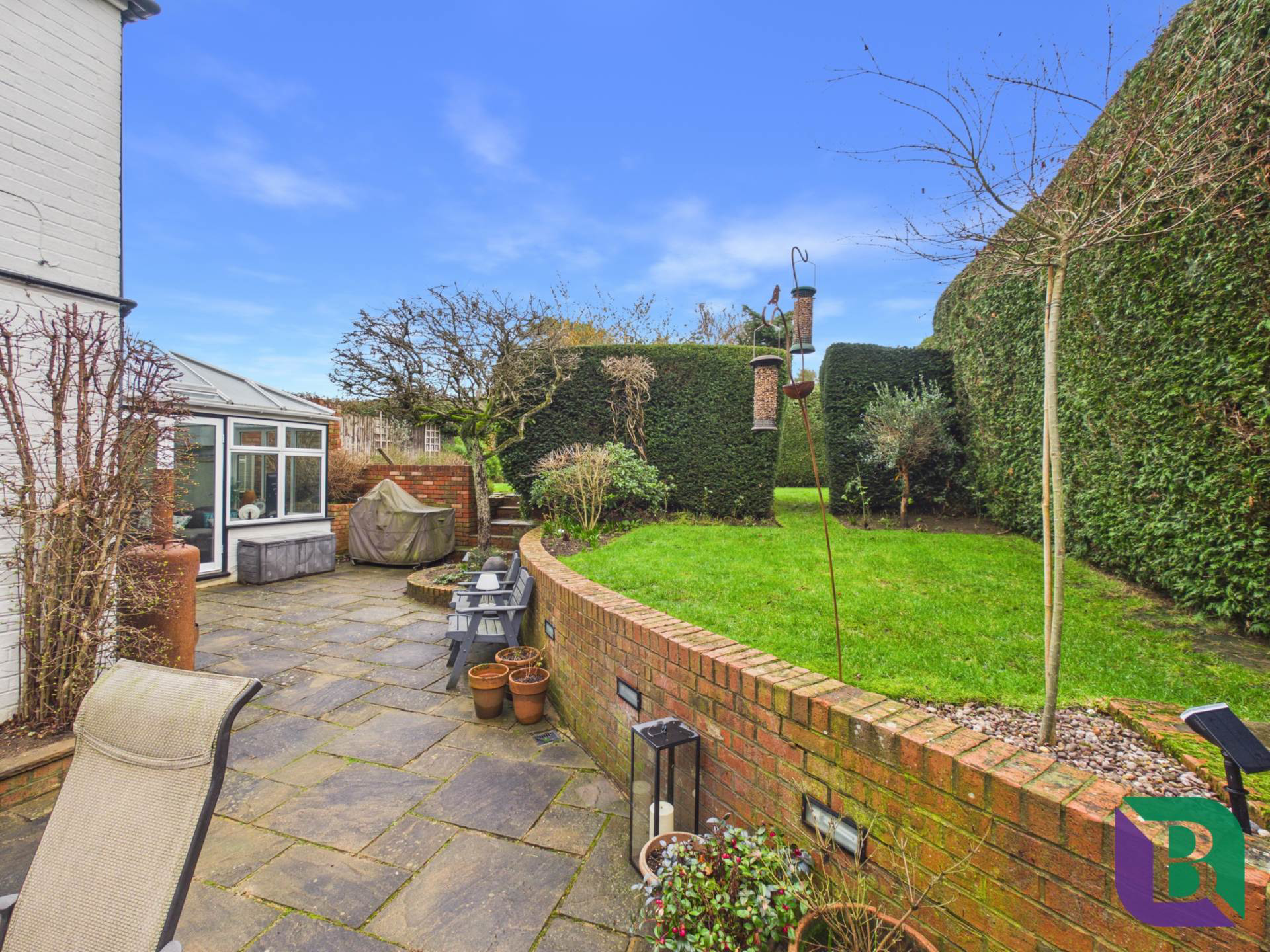 Whitecrest   Narrow Path, Aspley Heath, photo 26