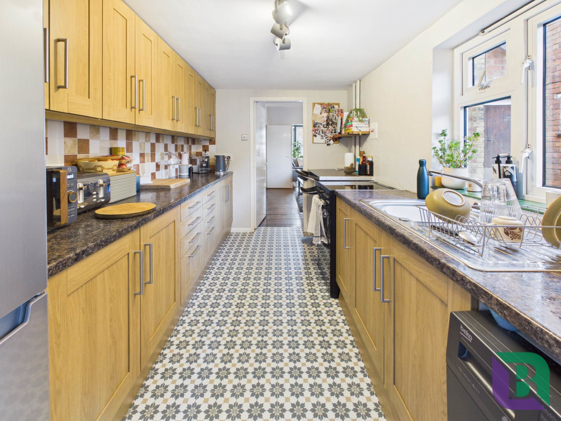 Russell Street, Woburn Sands, photo 9