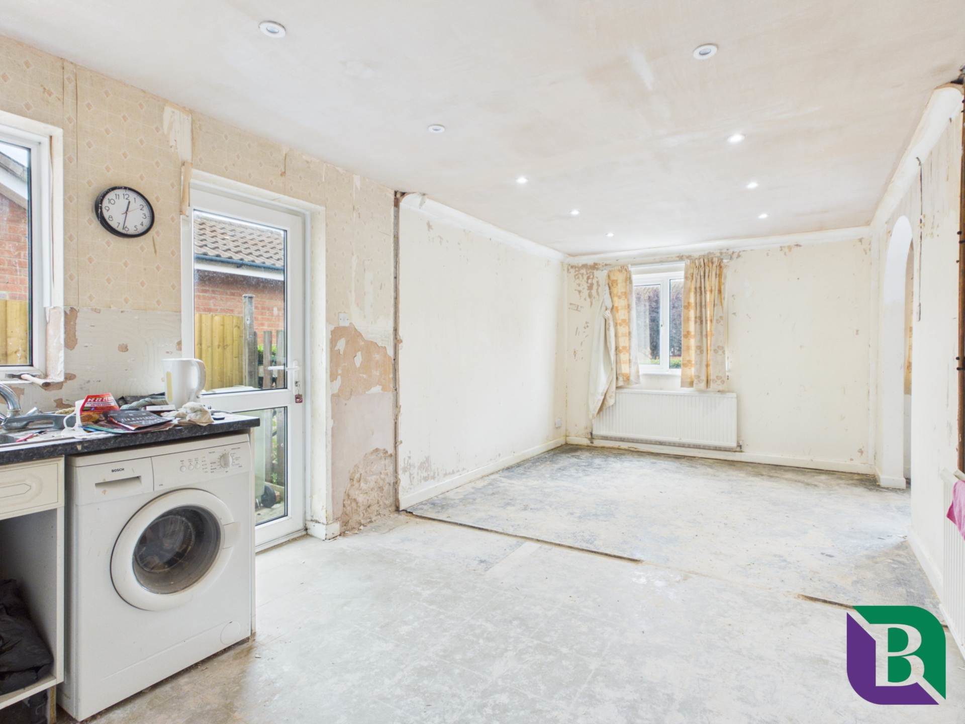 Atherstone Court, Two Mile Ash, photo 5