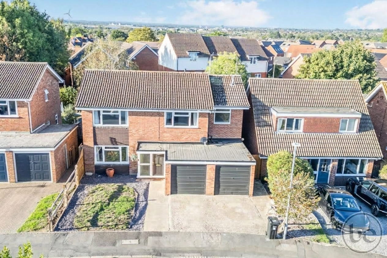 Askew Drive, Spencers Wood, RG7, photo 54