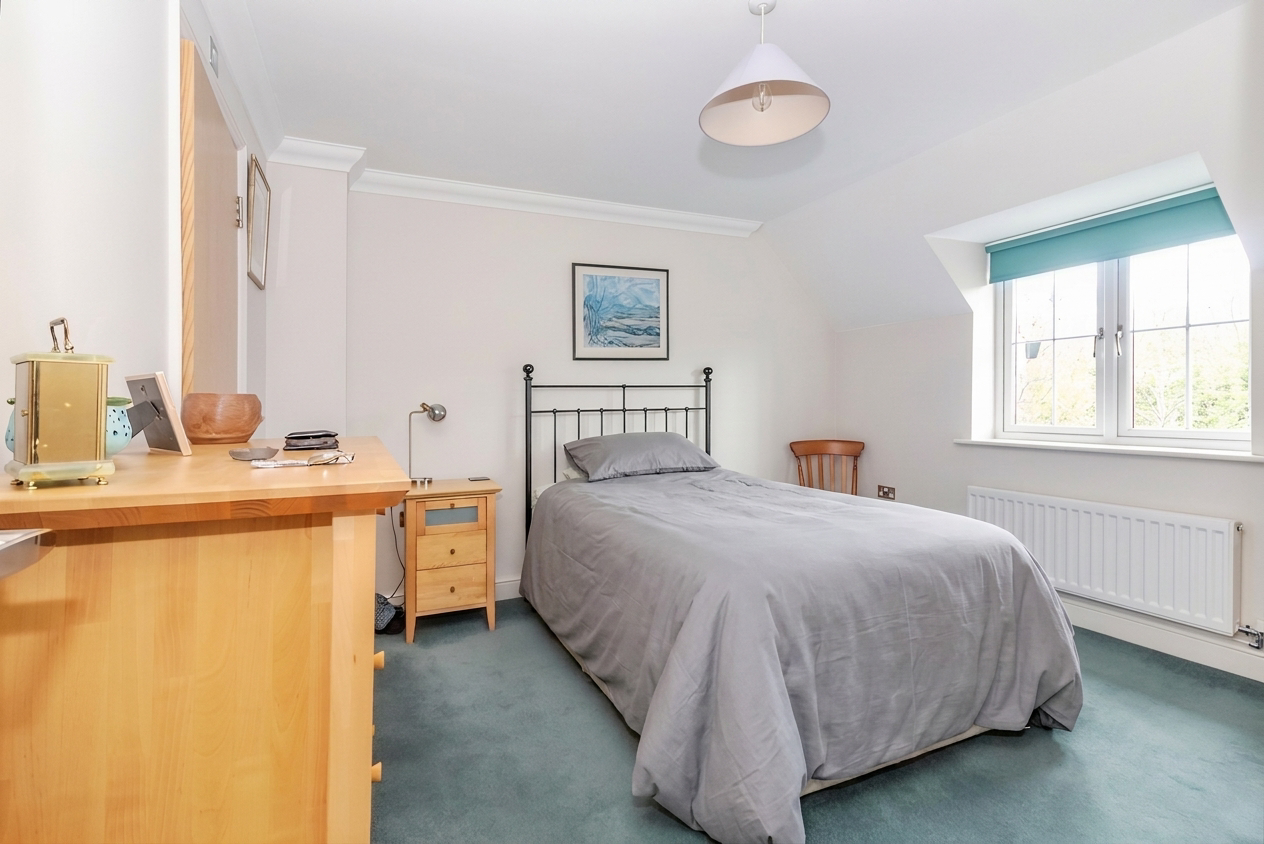 Mays Close, Earley, RG6, photo 15
