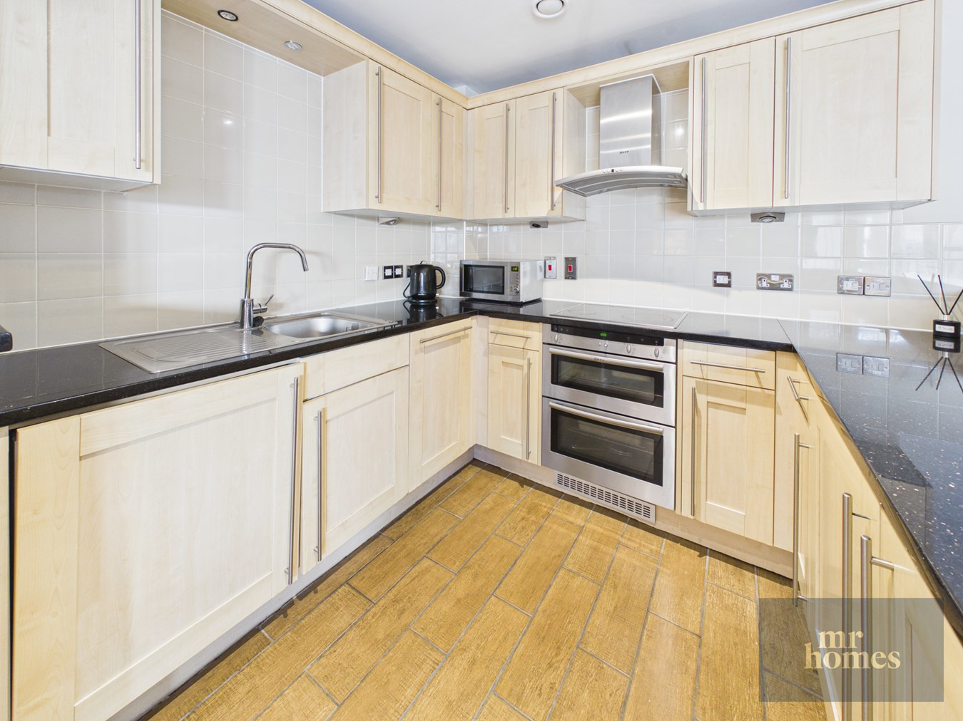 Lloyd George Avenue, Atlantic Wharf, Cardiff, CF10, photo 2