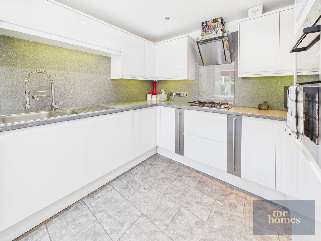 Clos Llewellyn, Taffs Well, Cardiff, CF15, photo 3